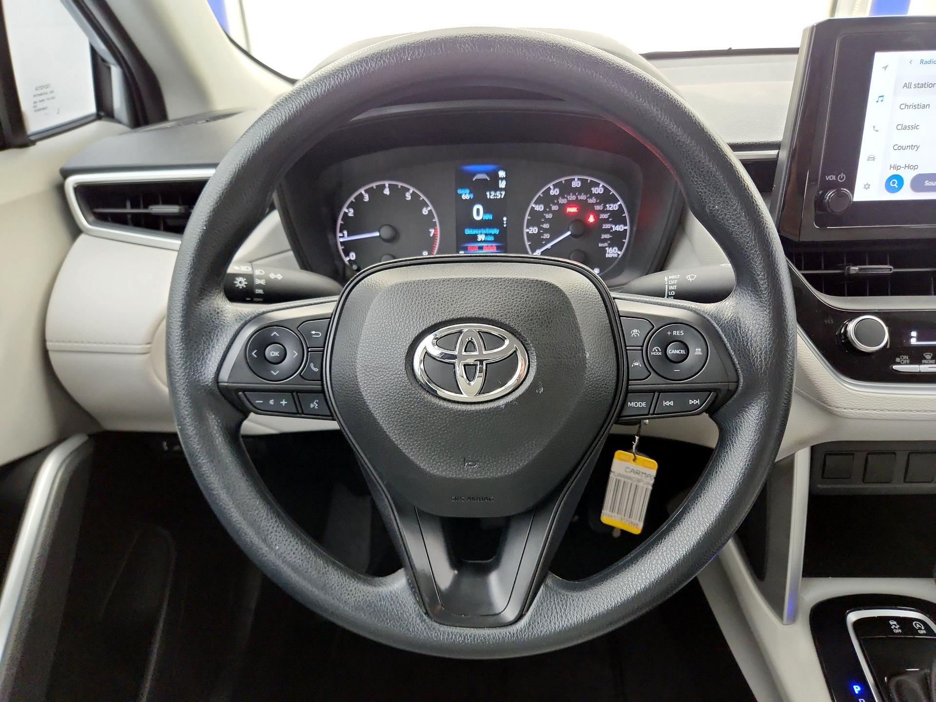 Thumbnail: 2023 Toyota Corolla Cross - 10