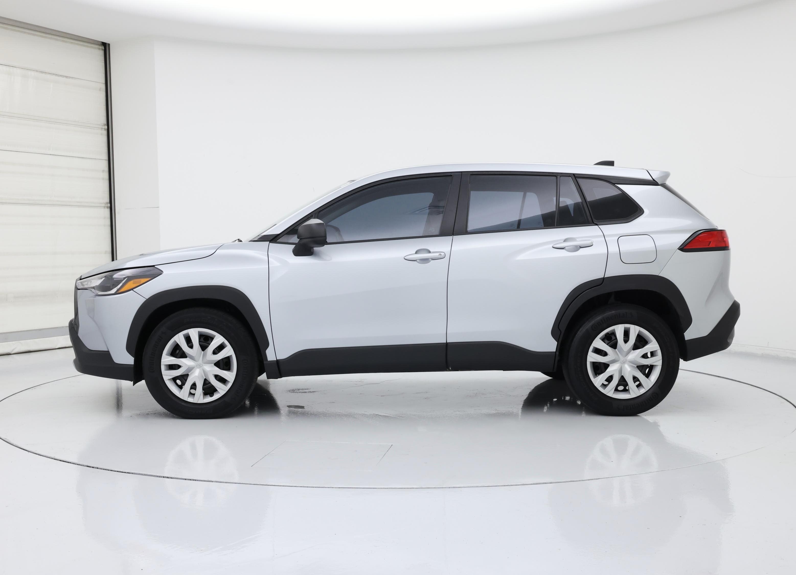 Thumbnail: 2023 Toyota Corolla Cross - 3