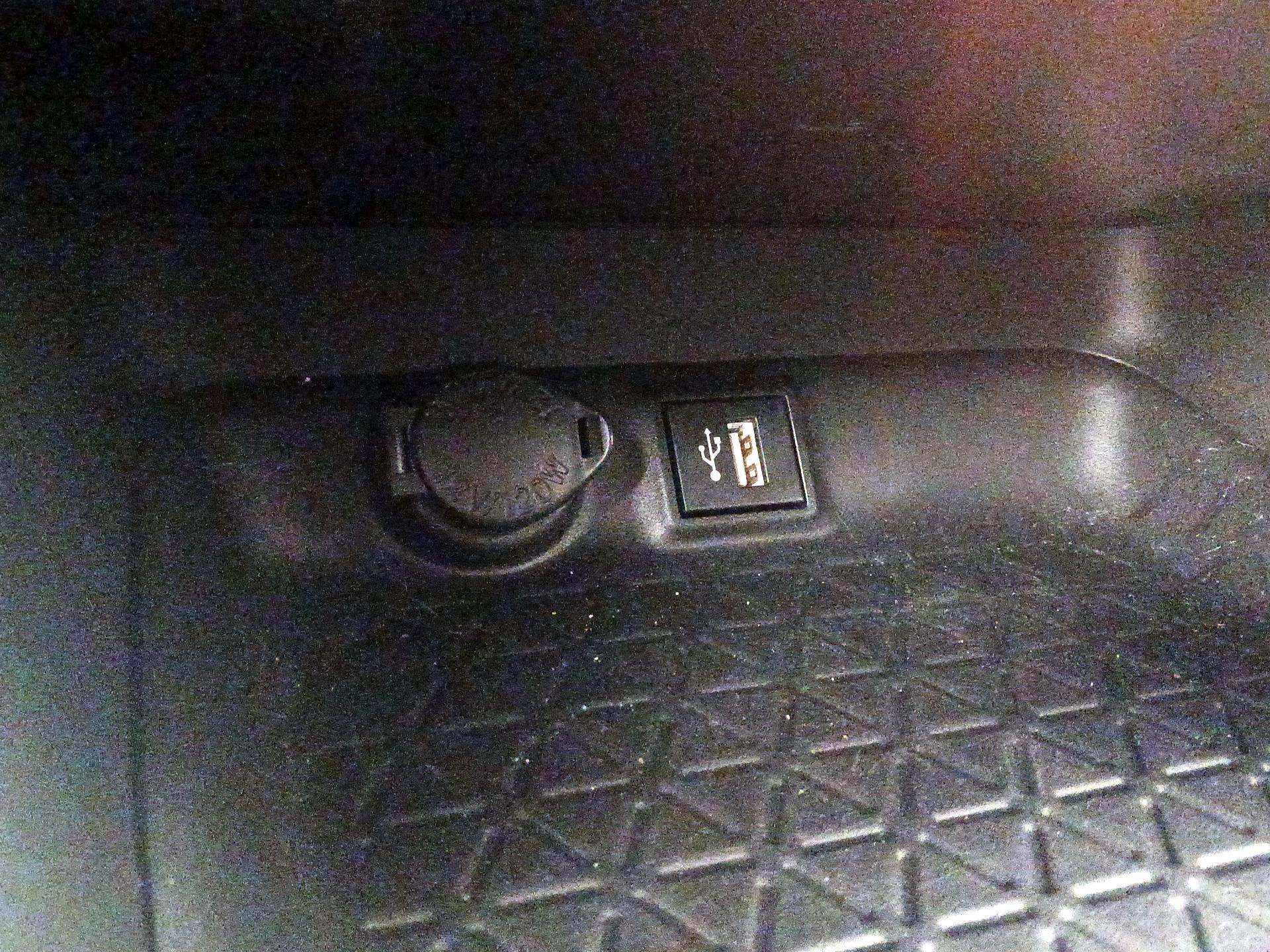 Thumbnail: 2024 Toyota RAV4 - 18