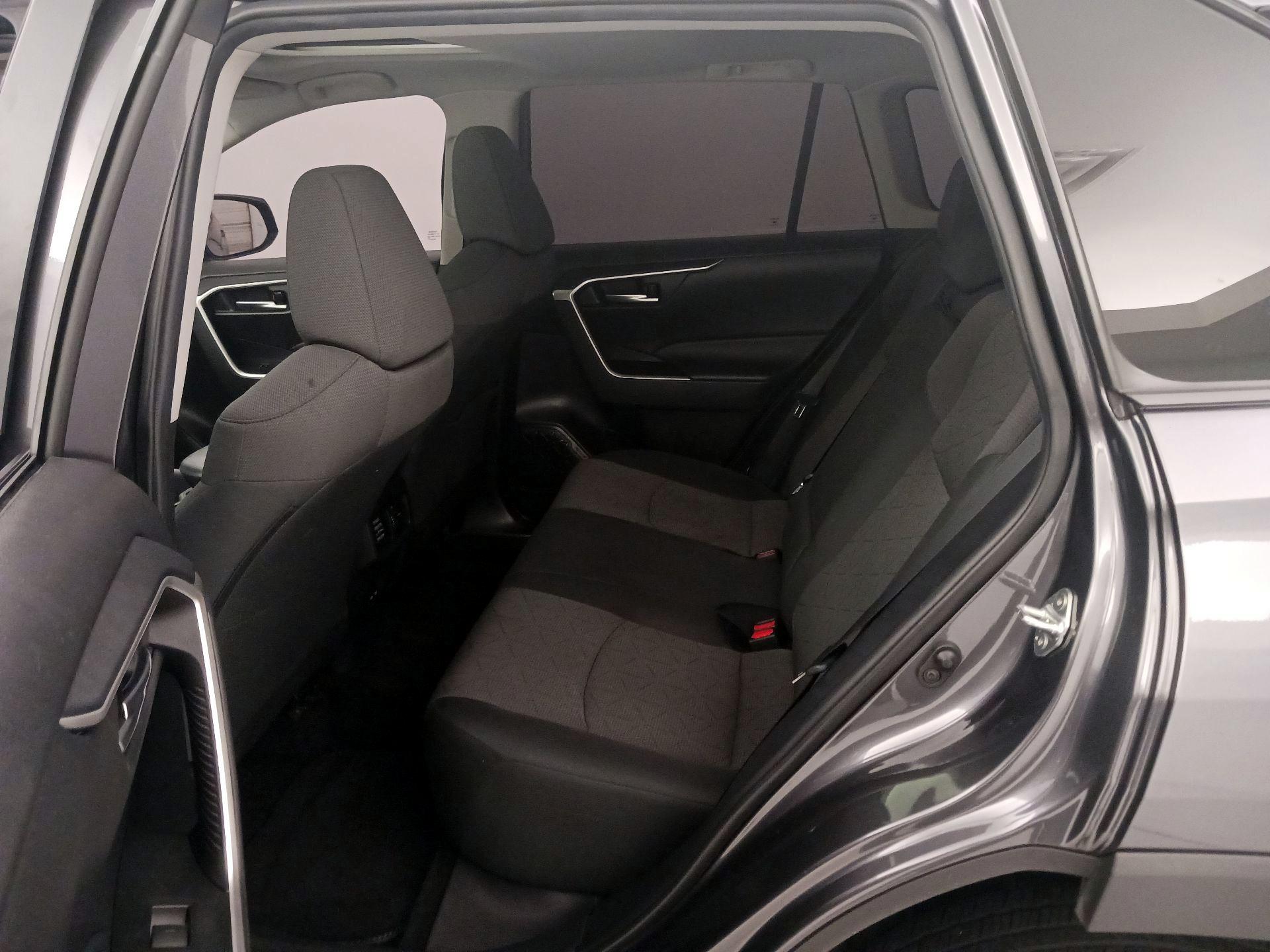 Thumbnail: 2024 Toyota RAV4 - 20