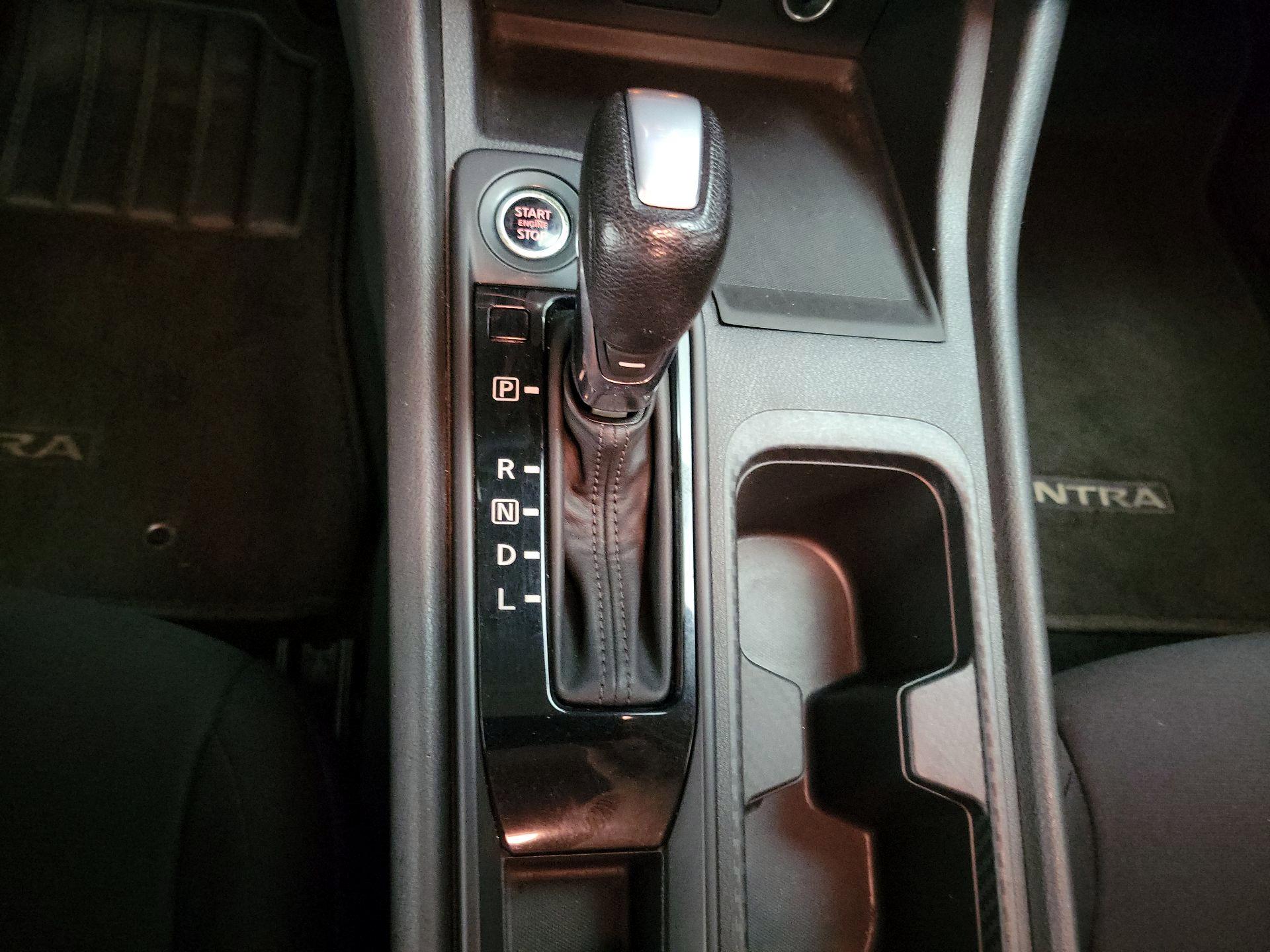 Thumbnail: 2021 Nissan Sentra - 18