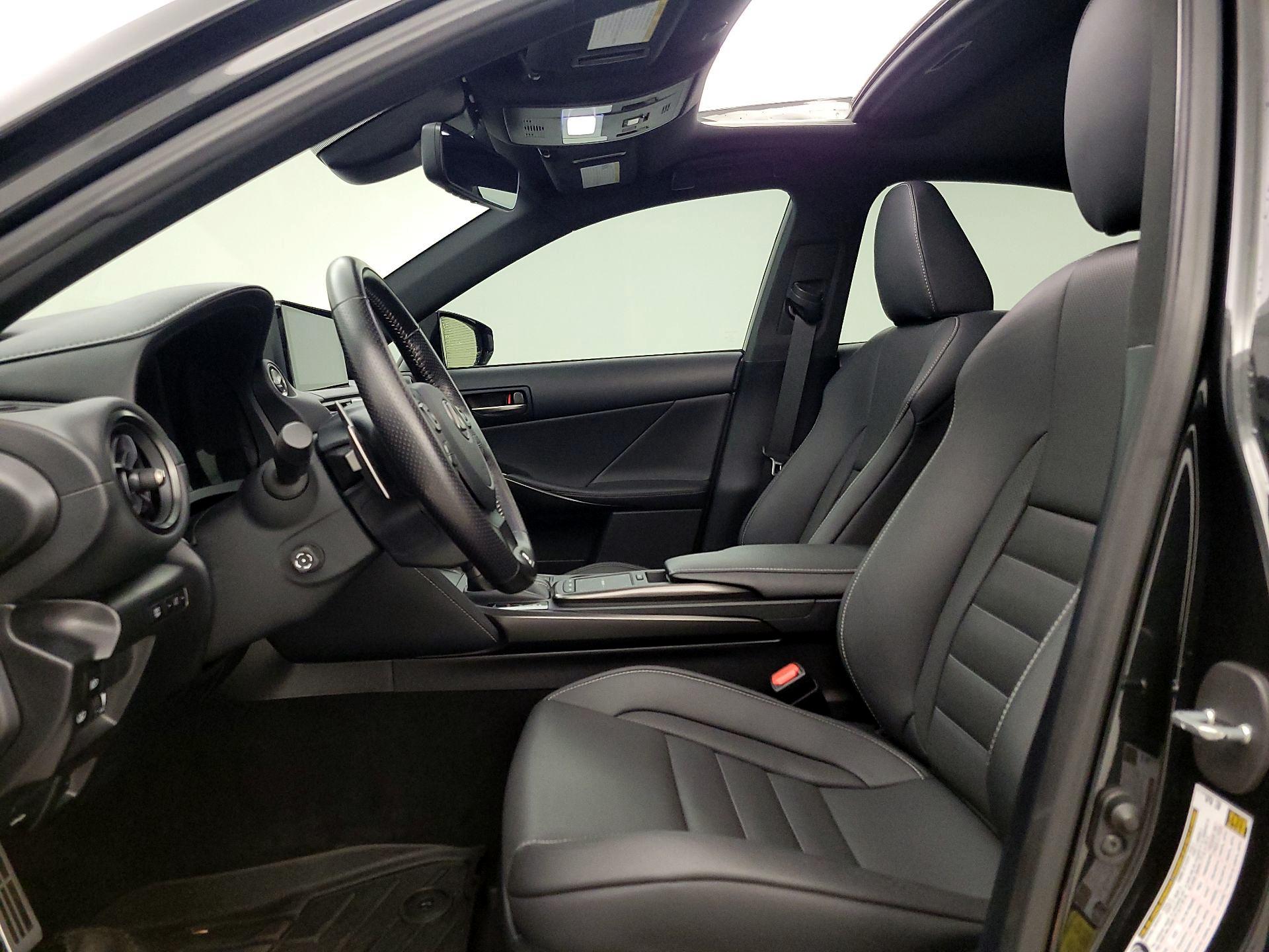 Thumbnail: 2023 Lexus IS - 11