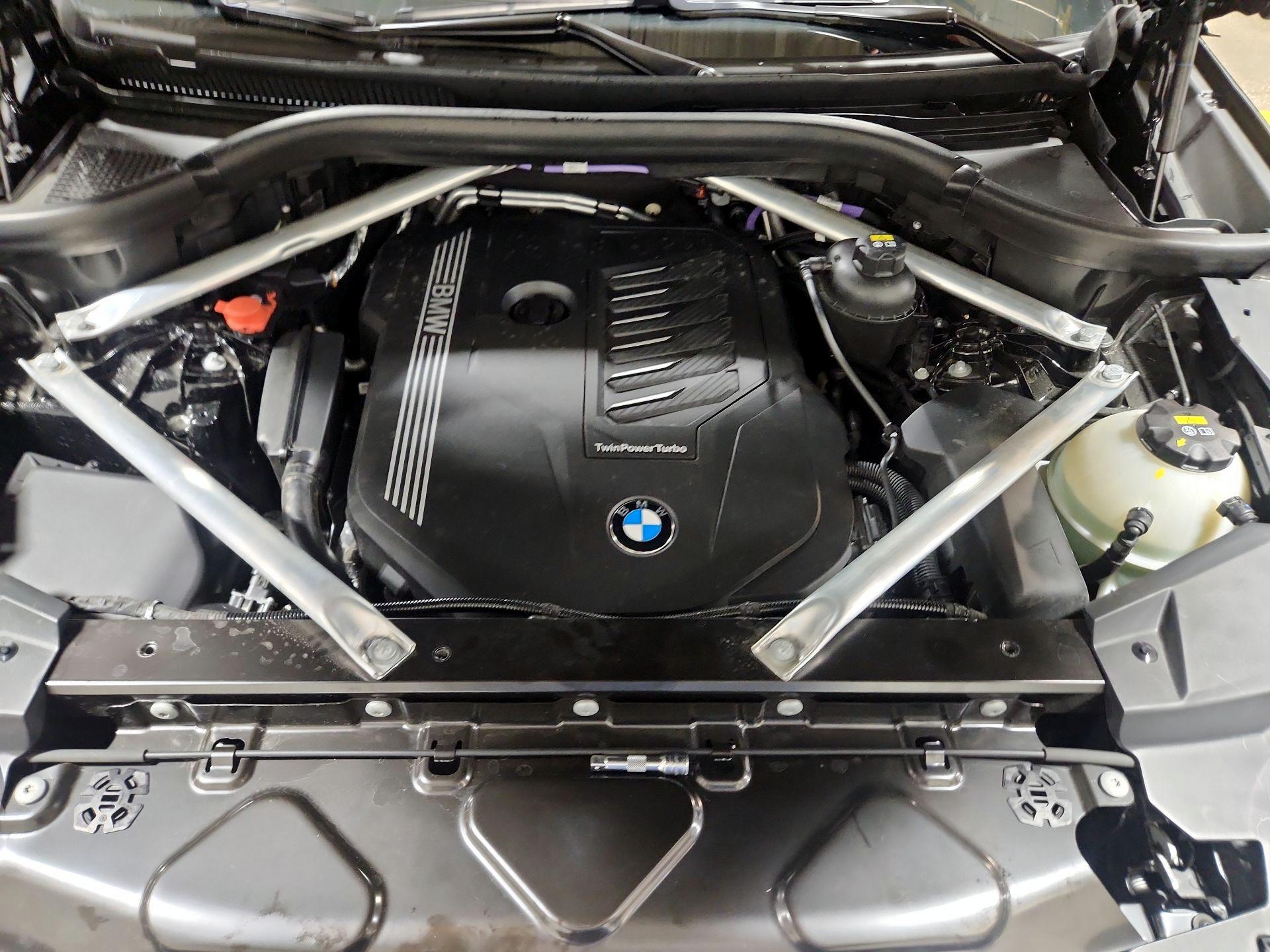 Thumbnail: 2021 BMW X5 - 17