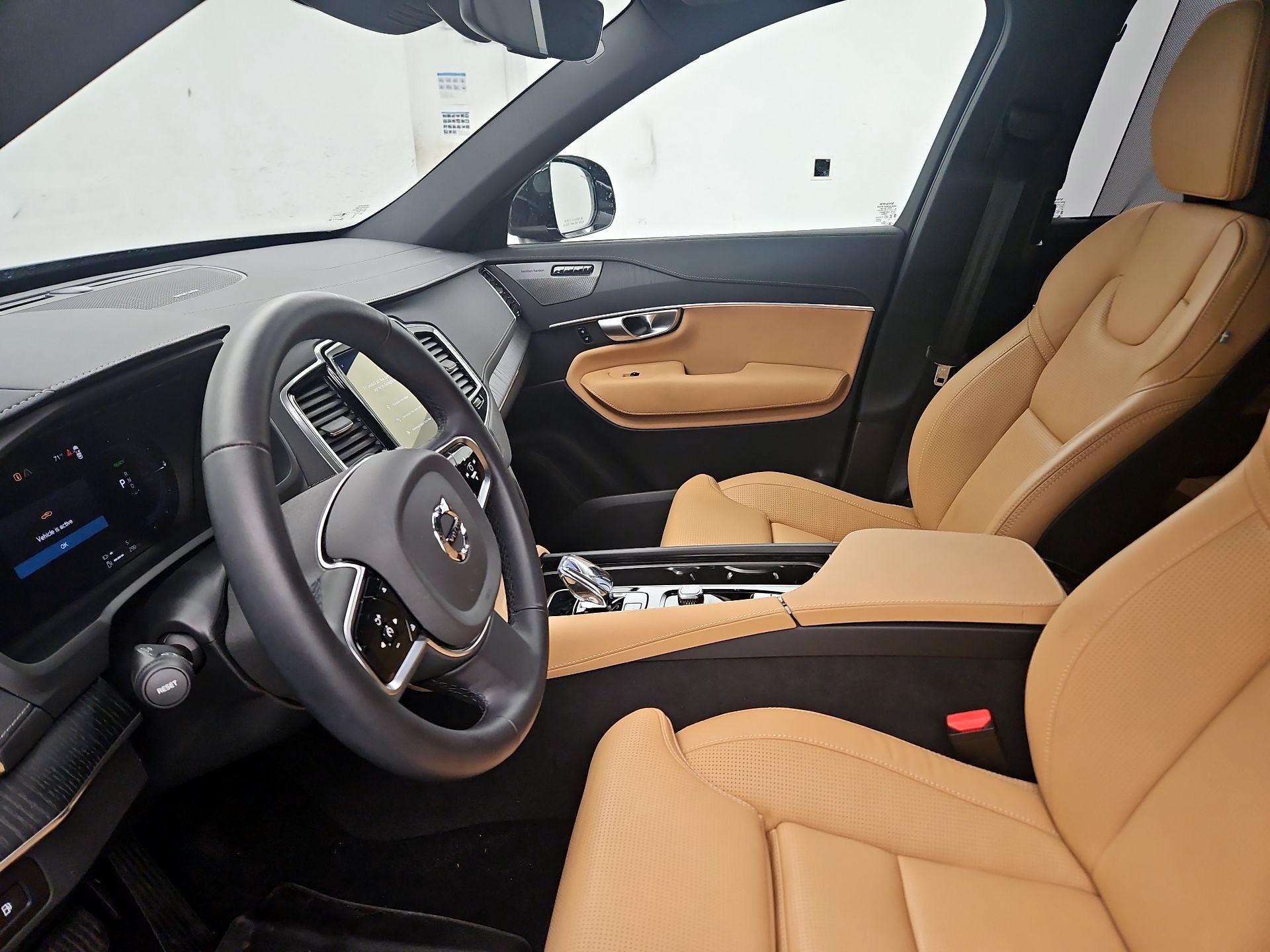 Thumbnail: 2024 Volvo XC90 - 11