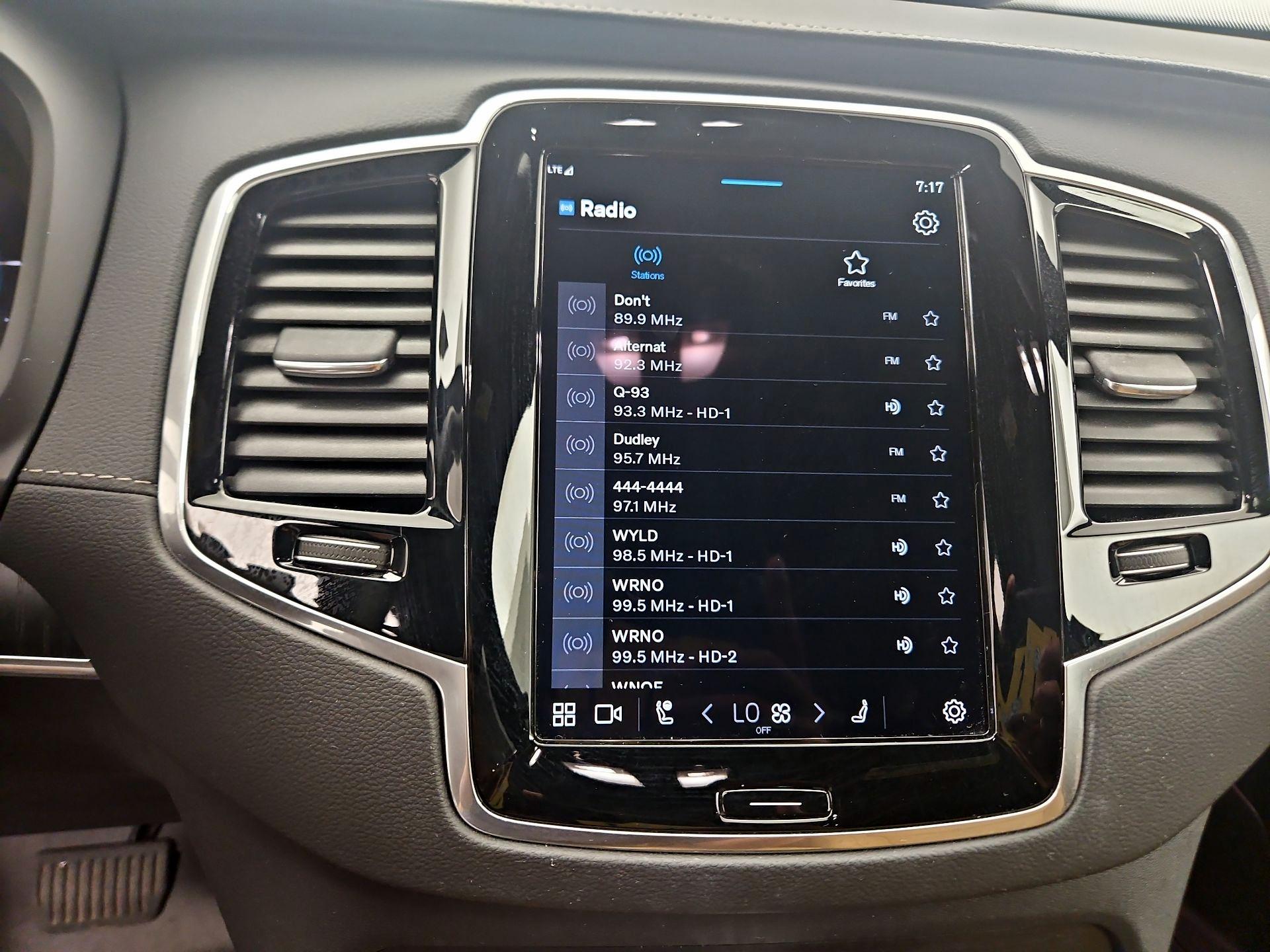 Thumbnail: 2024 Volvo XC90 - 15