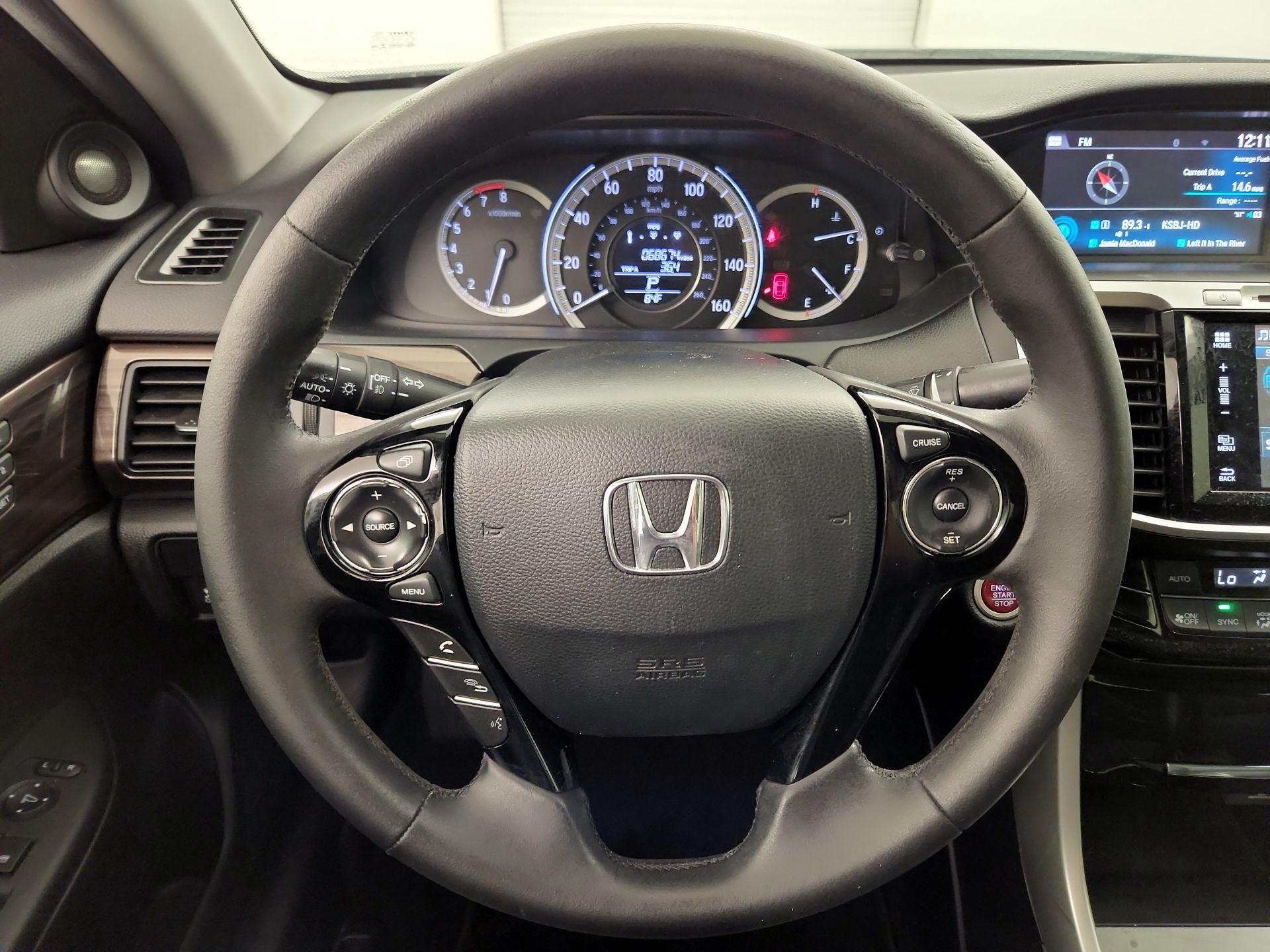 Thumbnail: 2016 Honda Accord - 10