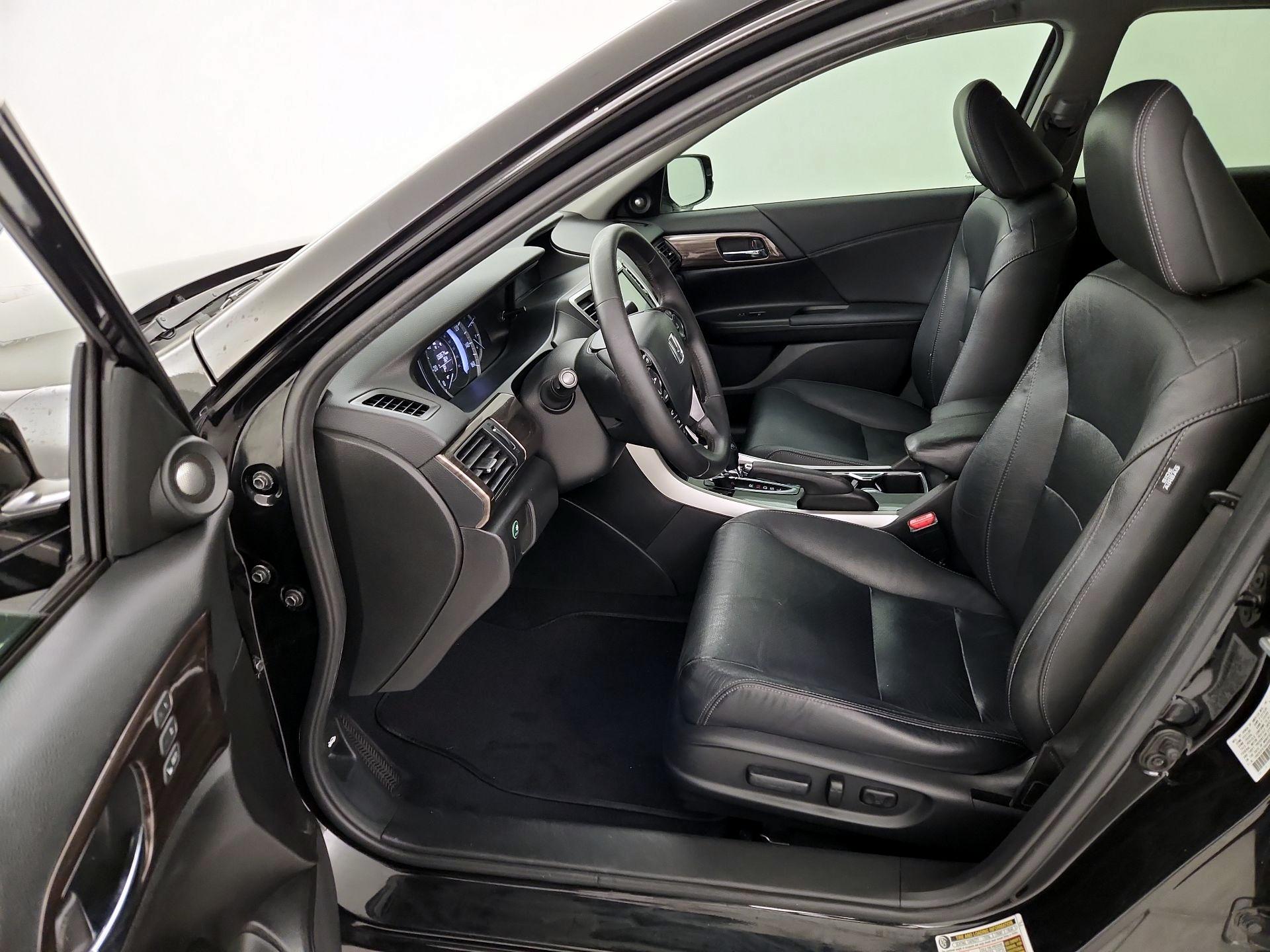 Thumbnail: 2016 Honda Accord - 11