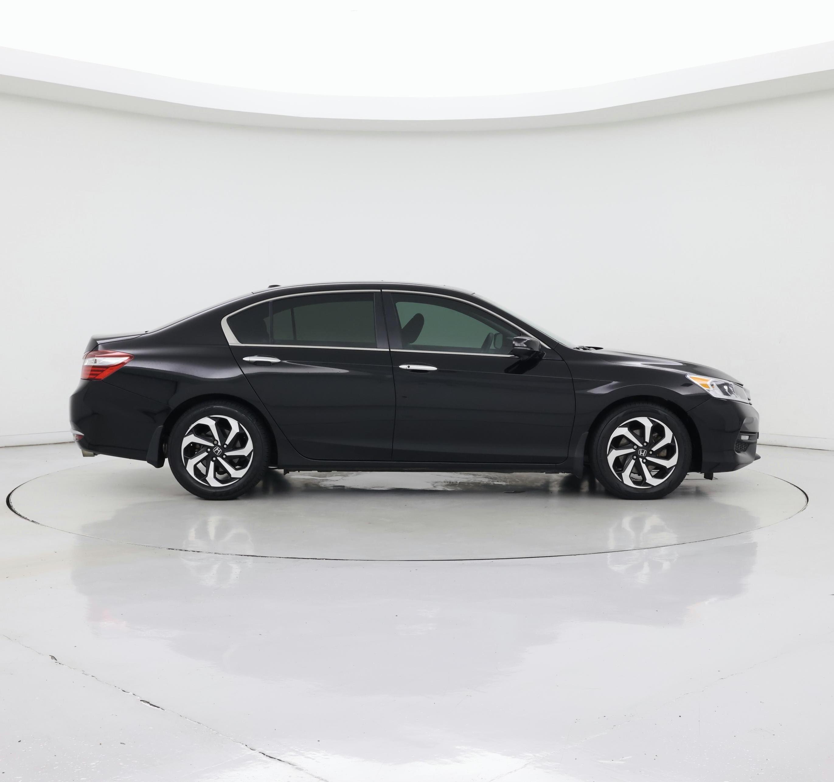 Thumbnail: 2016 Honda Accord - 7