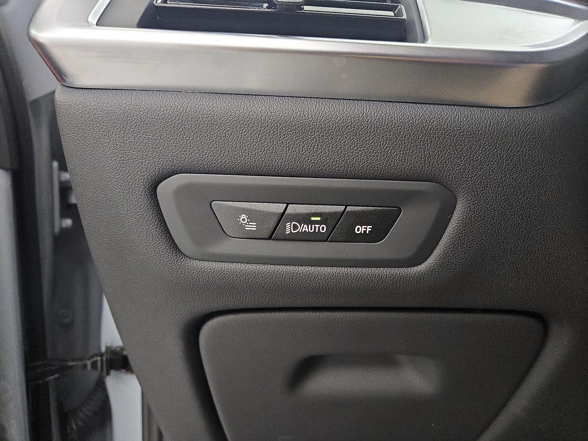 Thumbnail: 2024 BMW X5 - 13