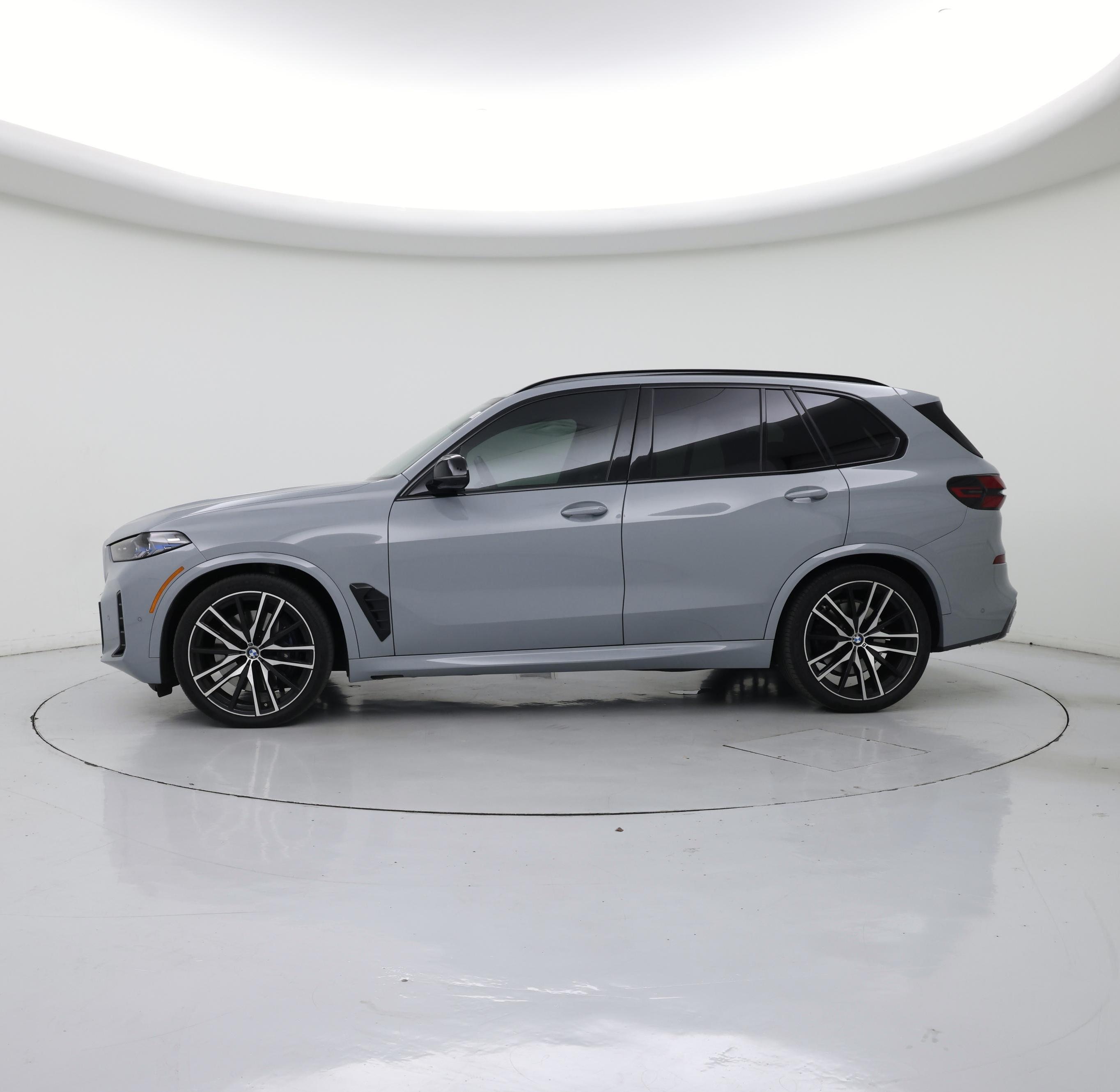 Thumbnail: 2024 BMW X5 - 3