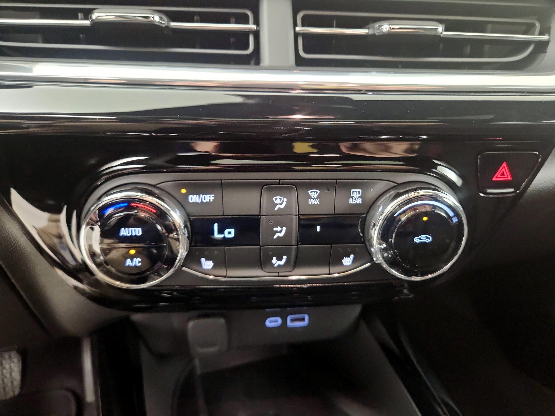 Thumbnail: 2025 Chevrolet Trax - 16