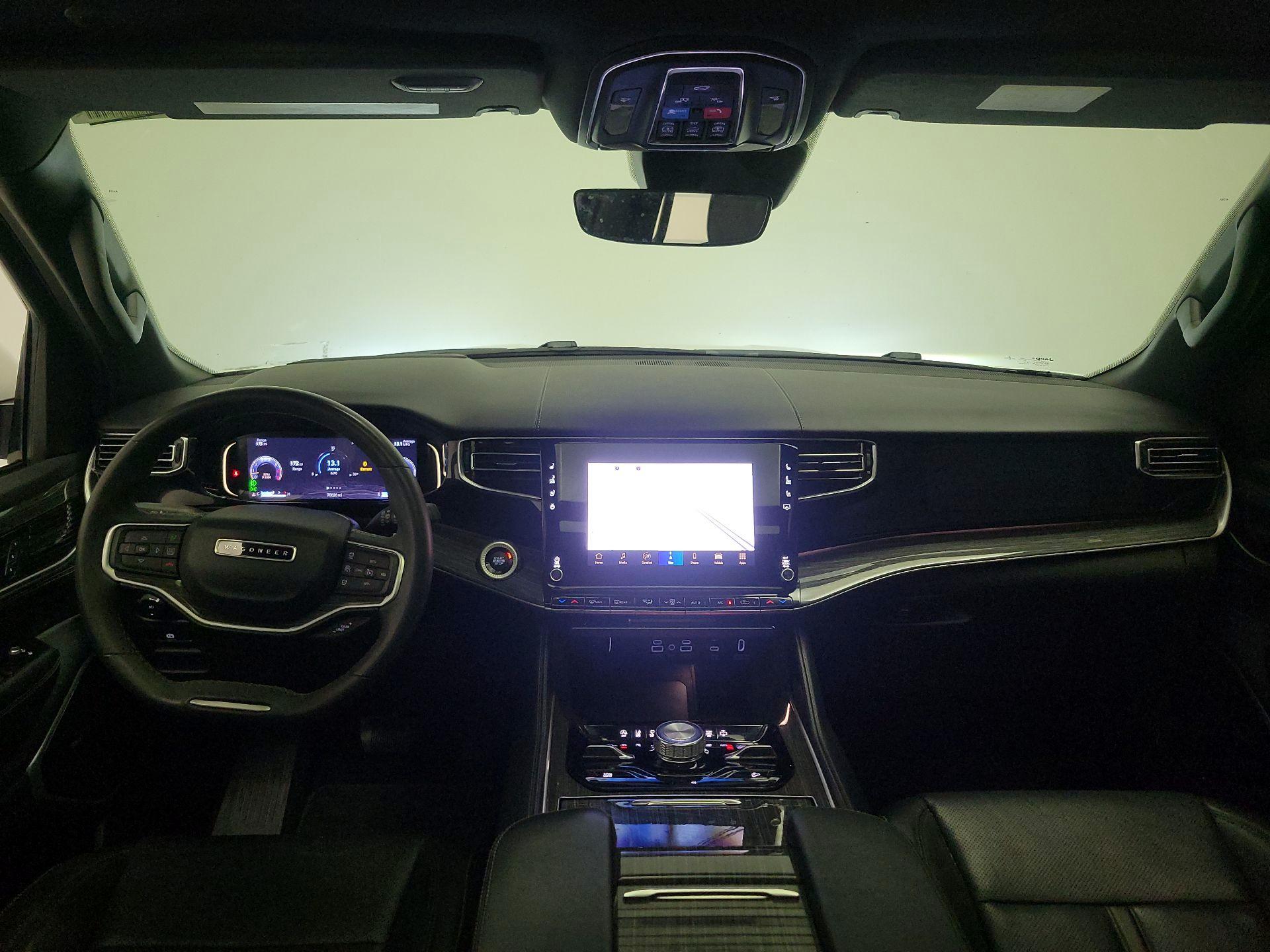 Thumbnail: 2022 Jeep Wagoneer - 9