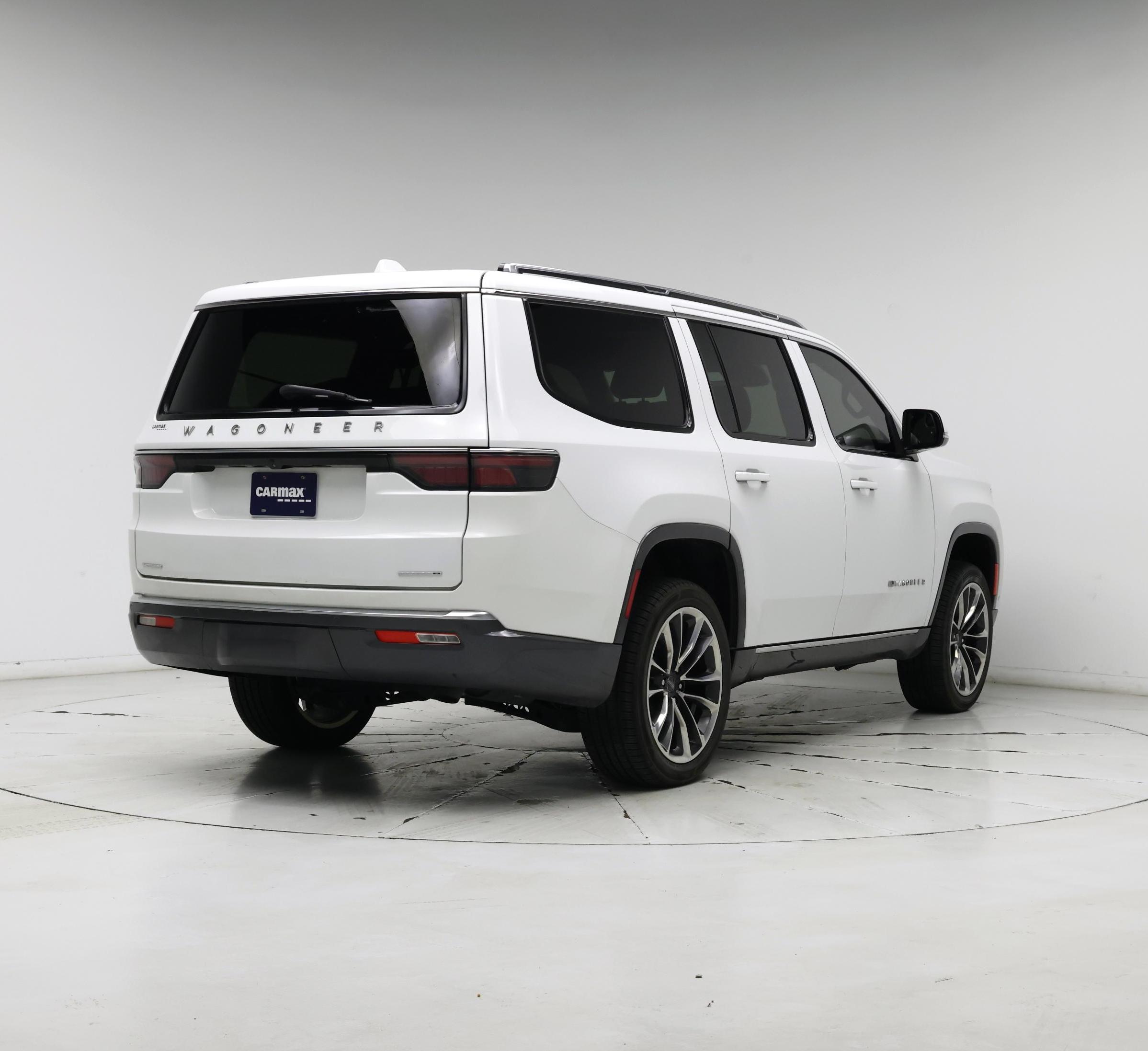 Thumbnail: 2022 Jeep Wagoneer - 8