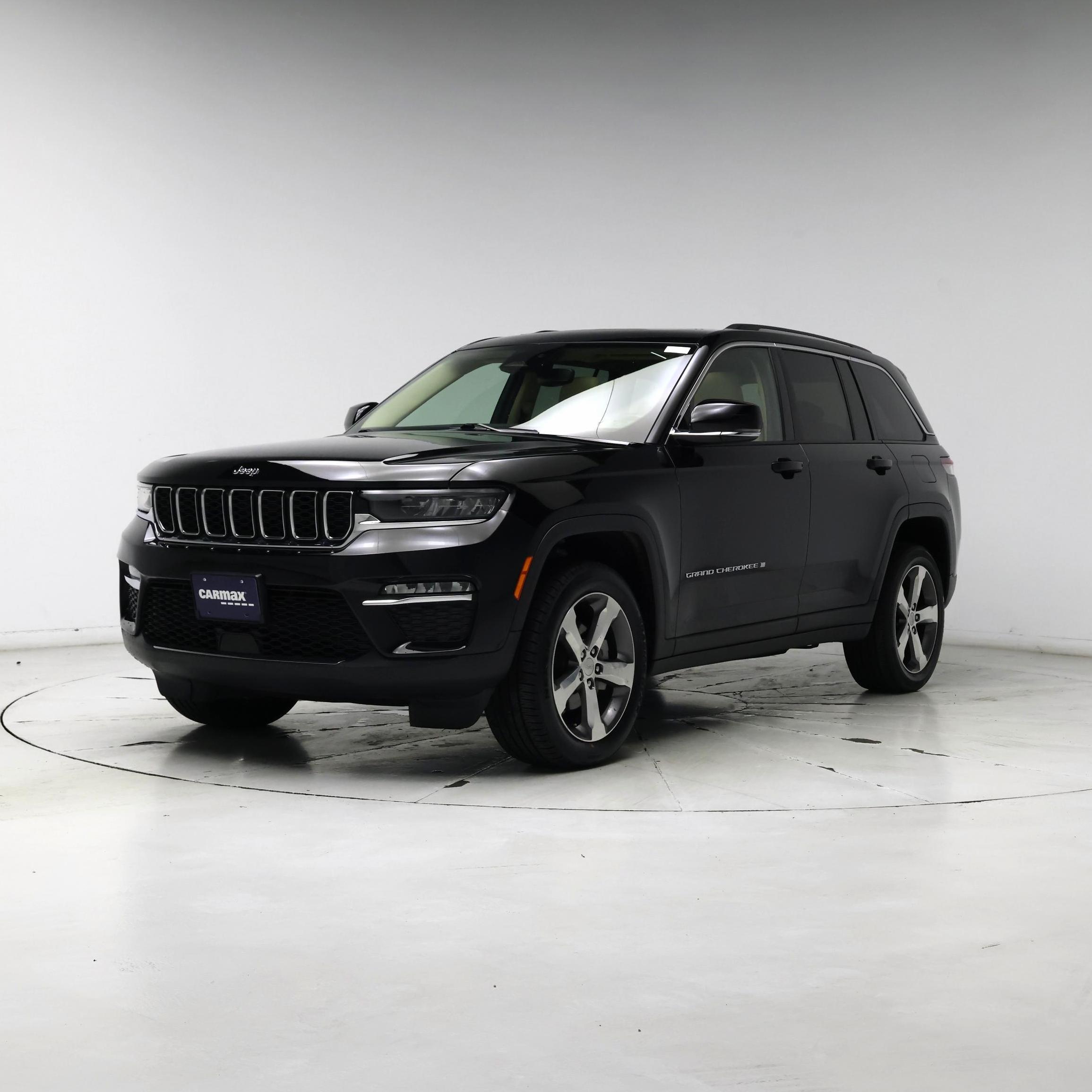 Thumbnail: 2022 Jeep Grand Cherokee - 4