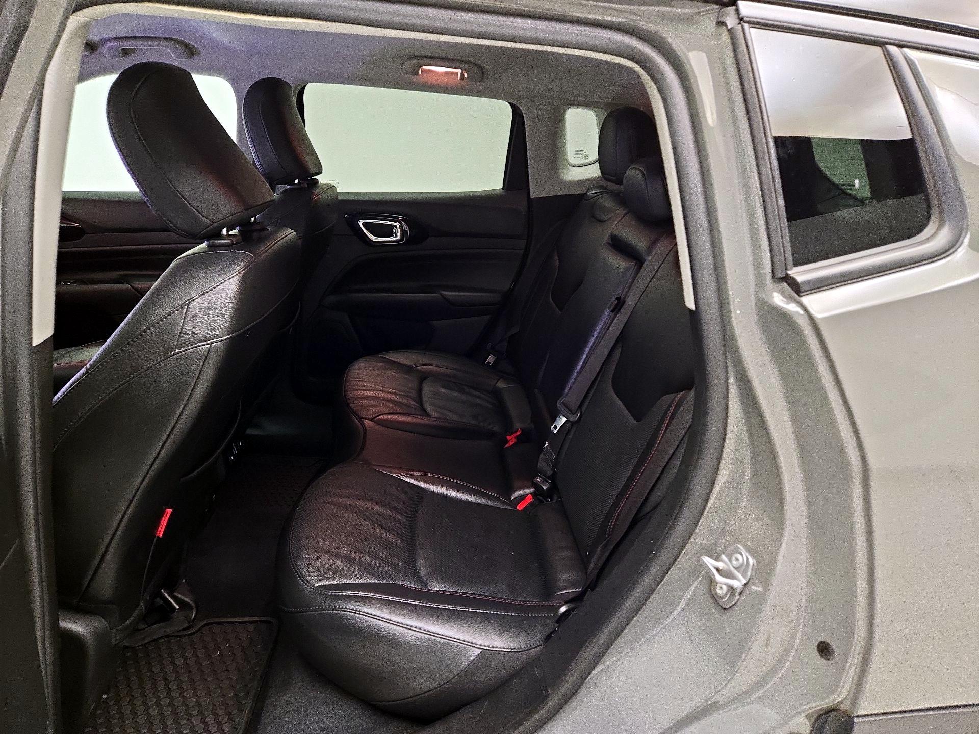 Thumbnail: 2022 Jeep Compass - 20