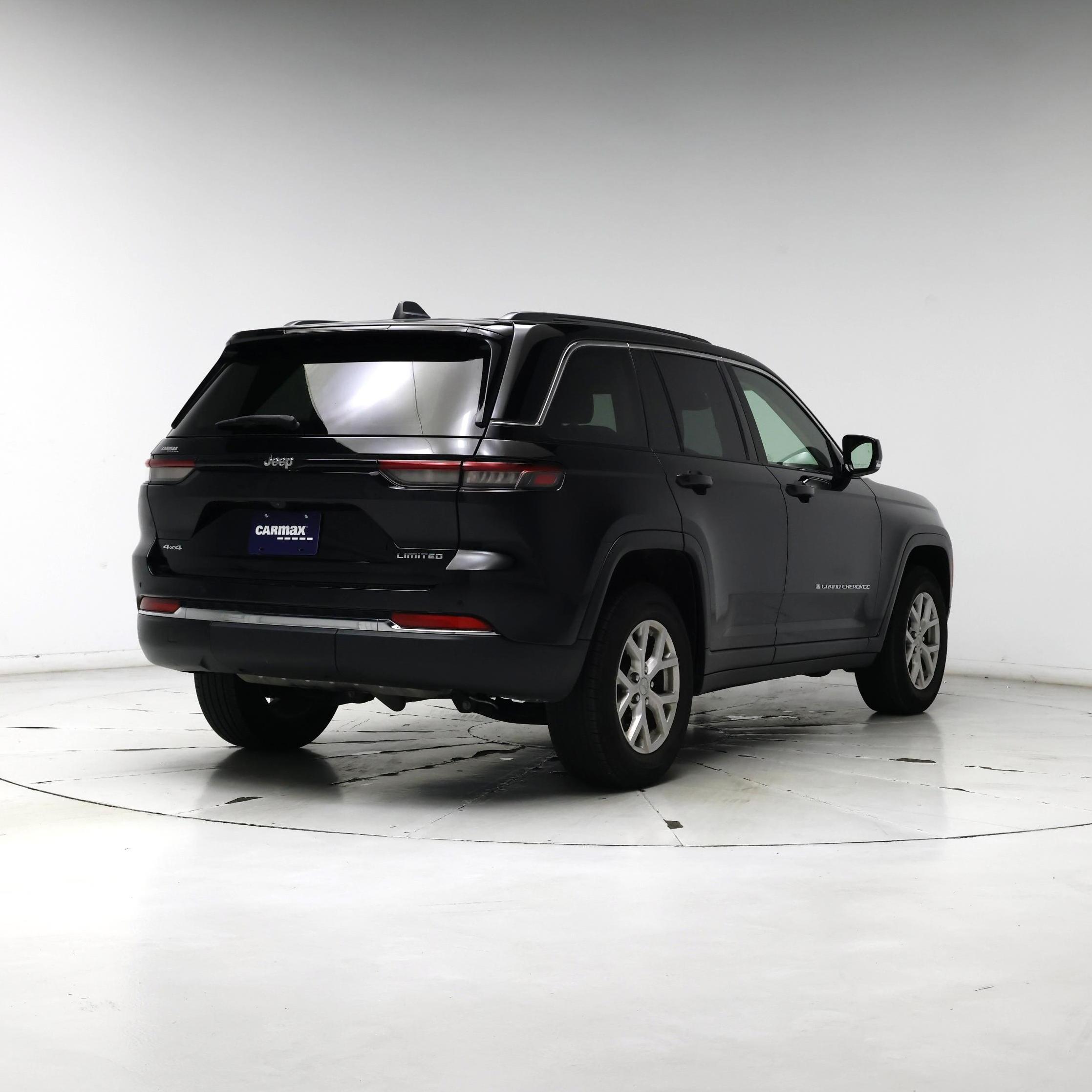 Thumbnail: 2022 Jeep Grand Cherokee - 8