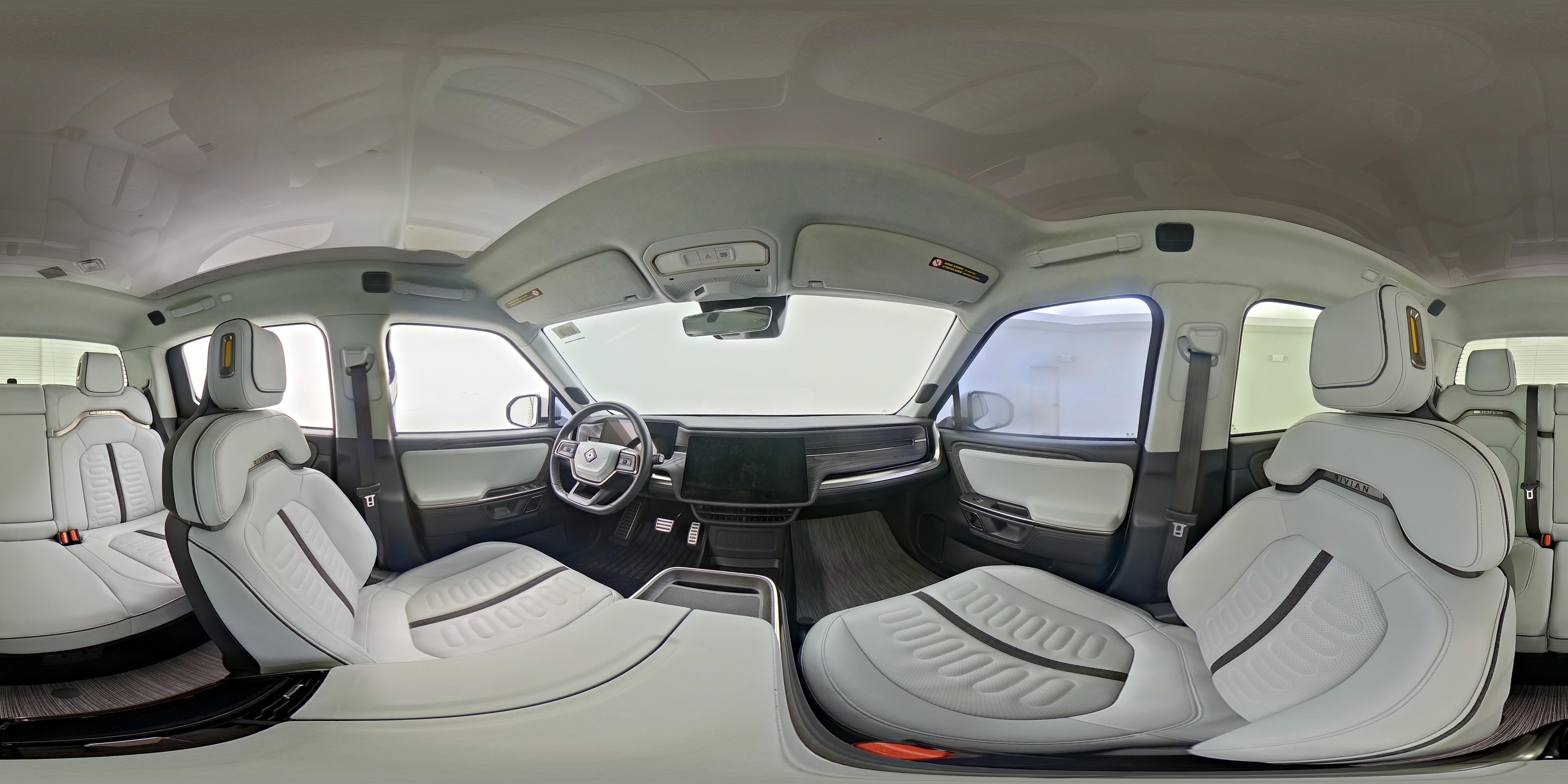 2022 Rivian R1T Adventure - Photo 25