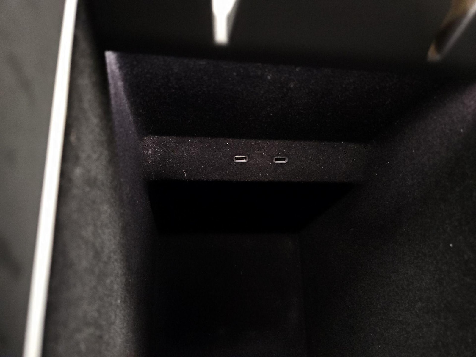 2022 Rivian R1T Adventure - Photo 19
