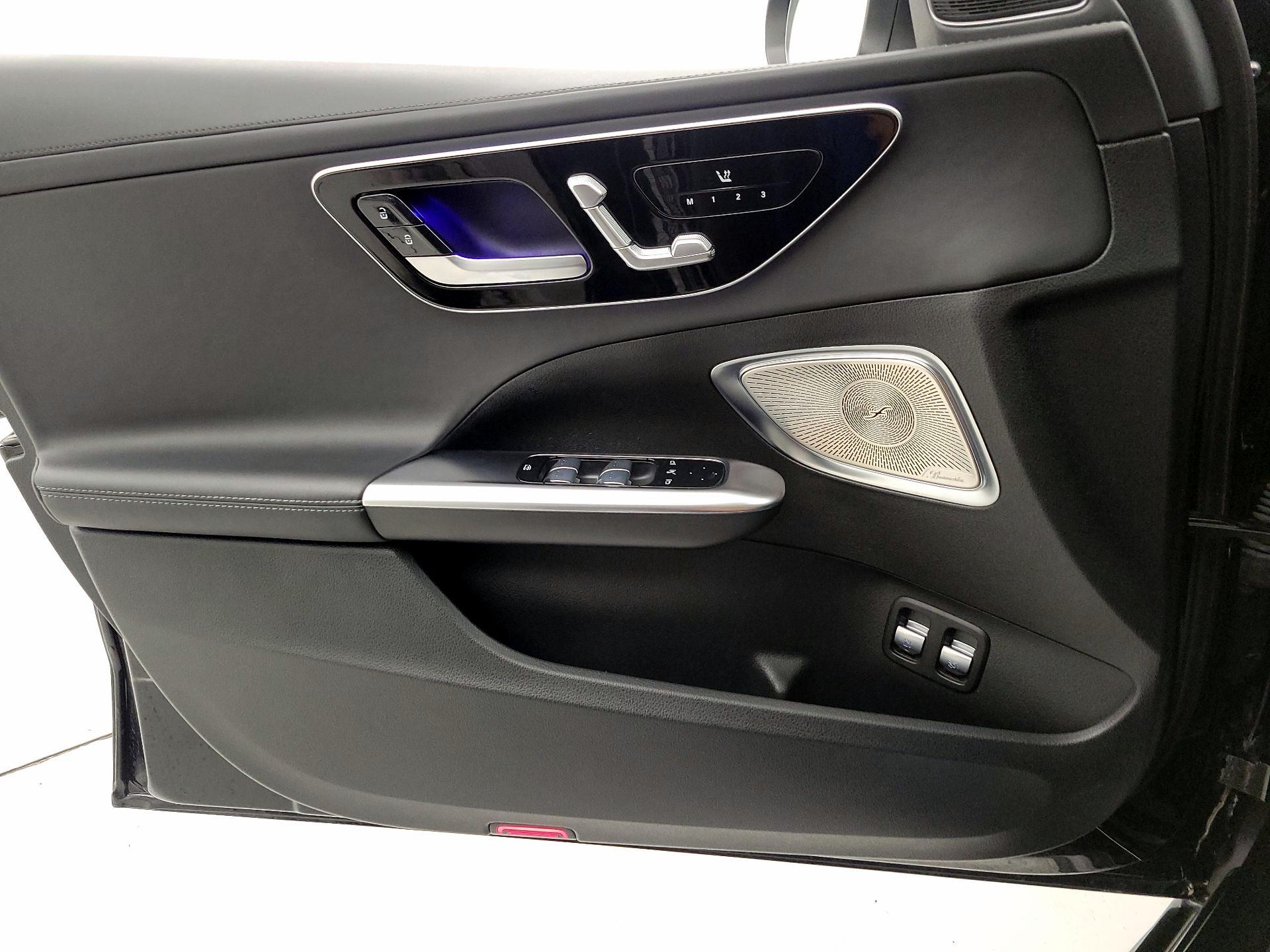 Thumbnail: 2024 Mercedes-Benz C-Class - 12