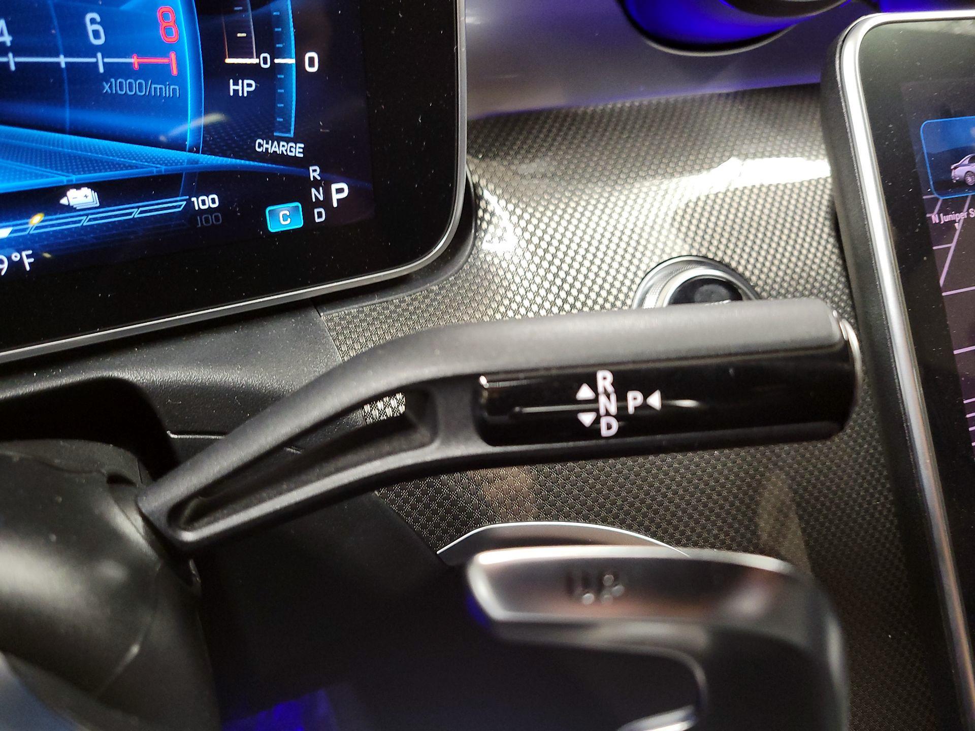 Thumbnail: 2024 Mercedes-Benz C-Class - 18