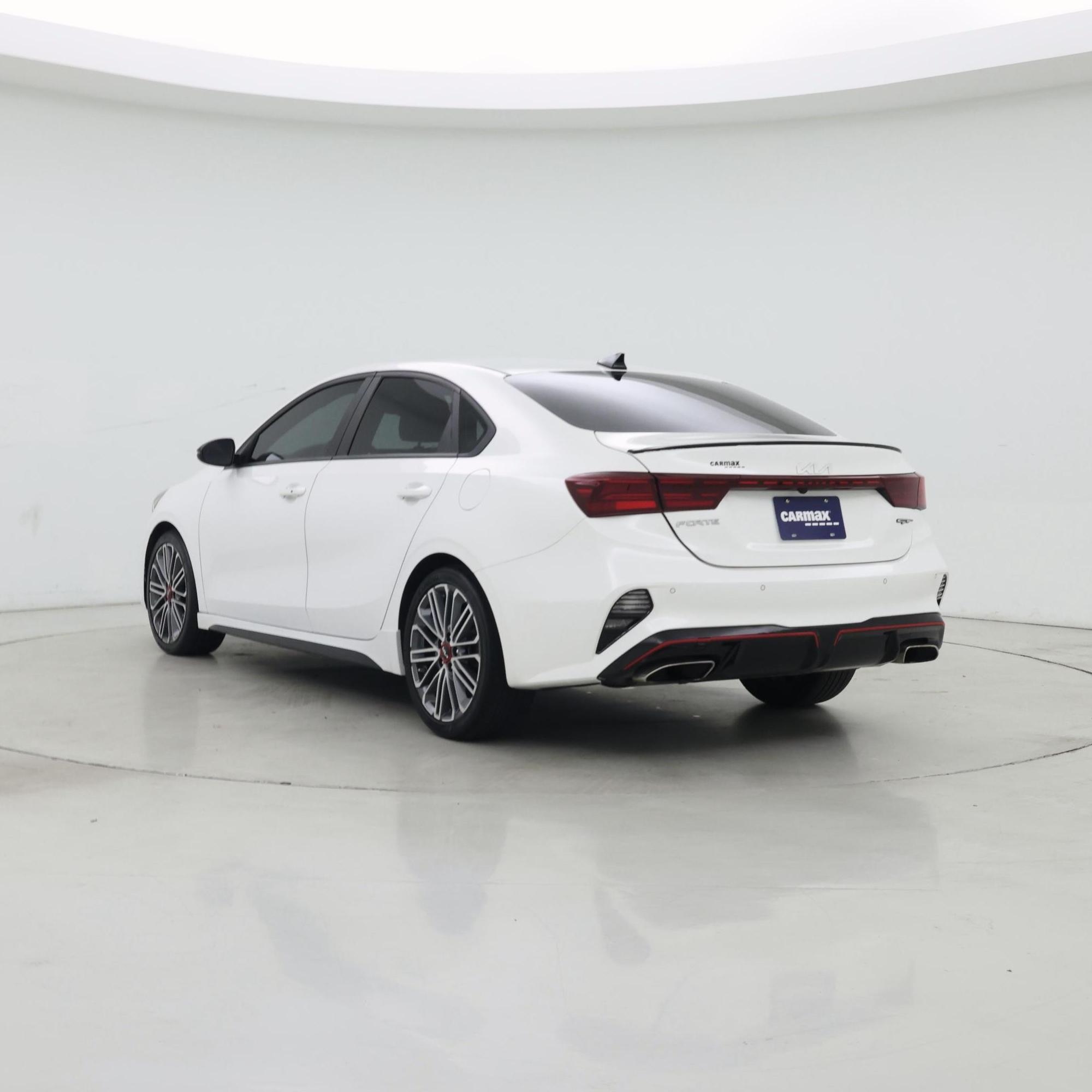 Thumbnail: 2022 Kia Forte - 2