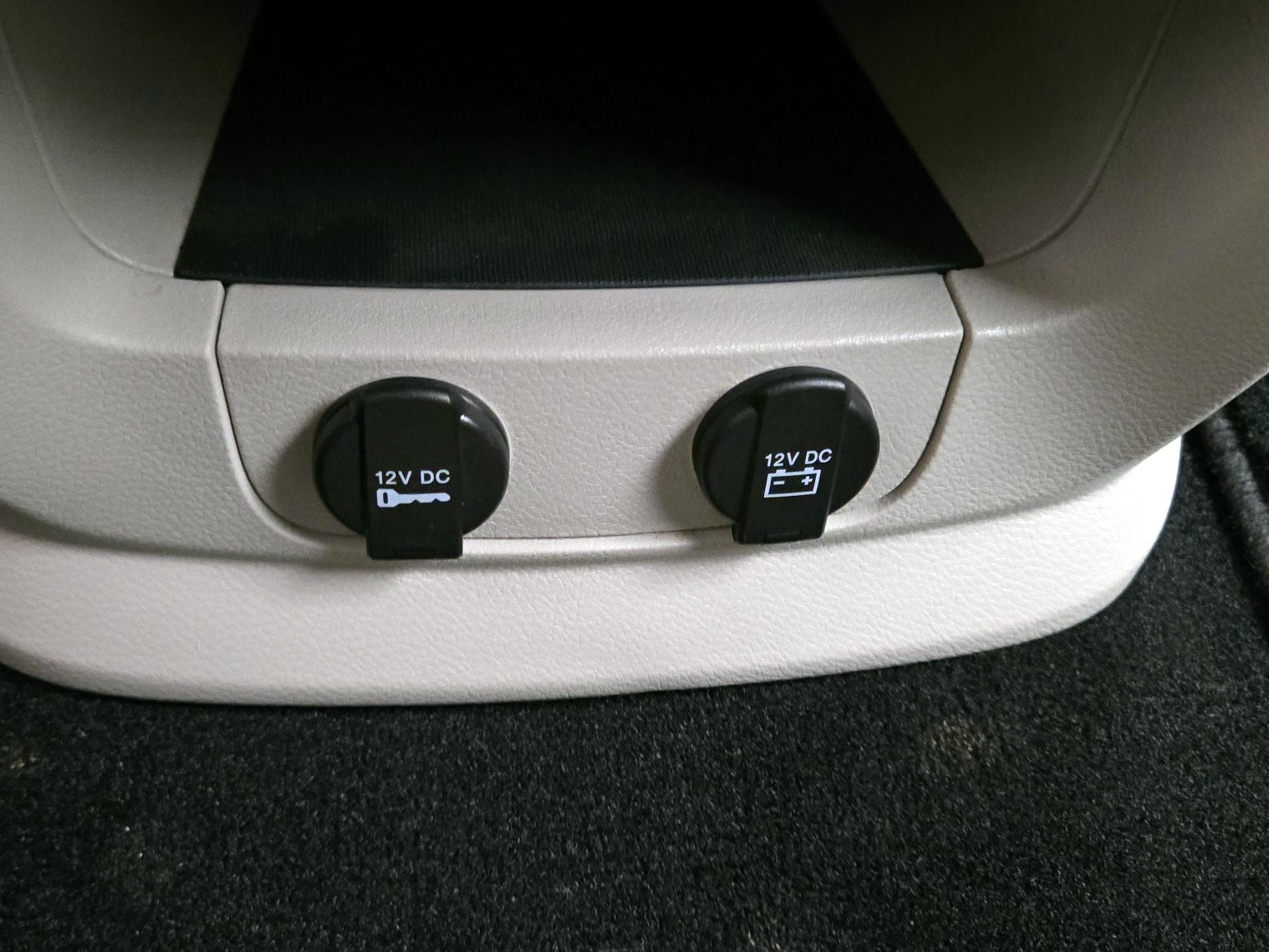 Thumbnail: 2017 Dodge Grand Caravan - 17