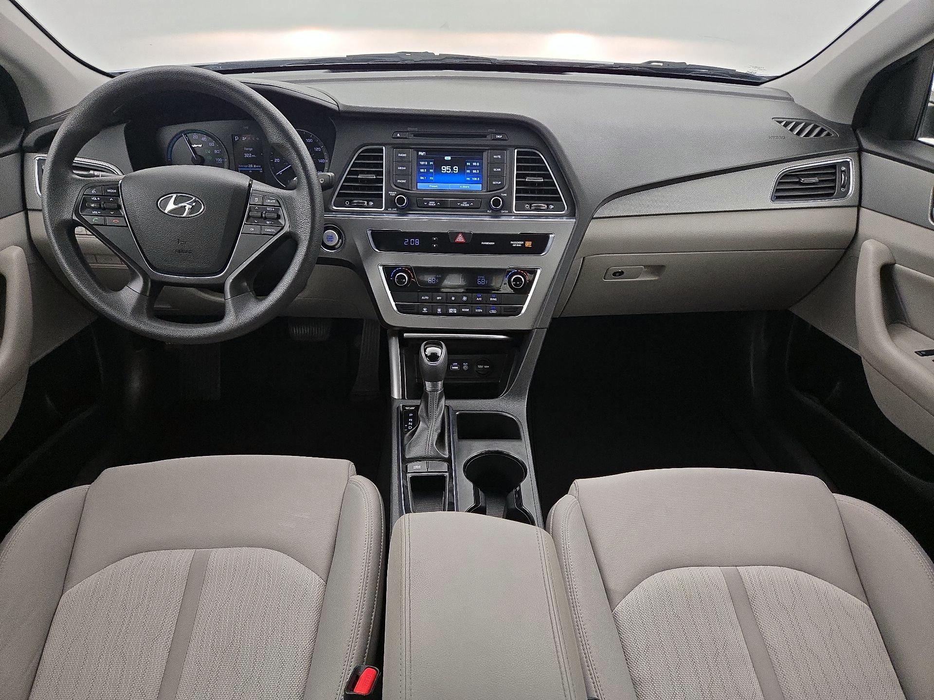 Thumbnail: 2016 Hyundai Sonata - 9