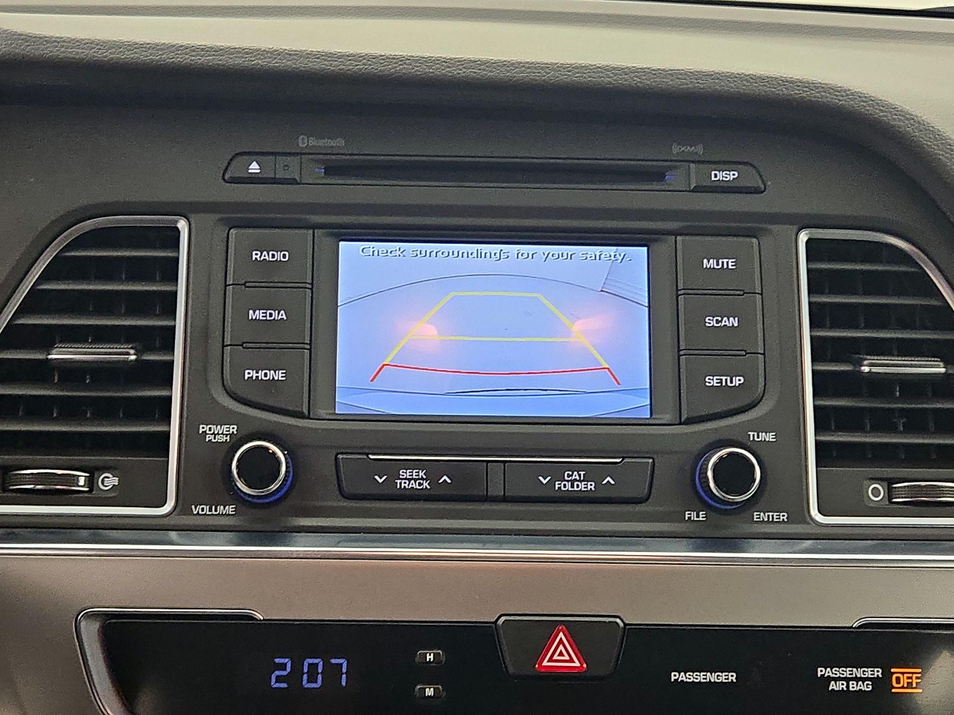 Thumbnail: 2016 Hyundai Sonata - 14