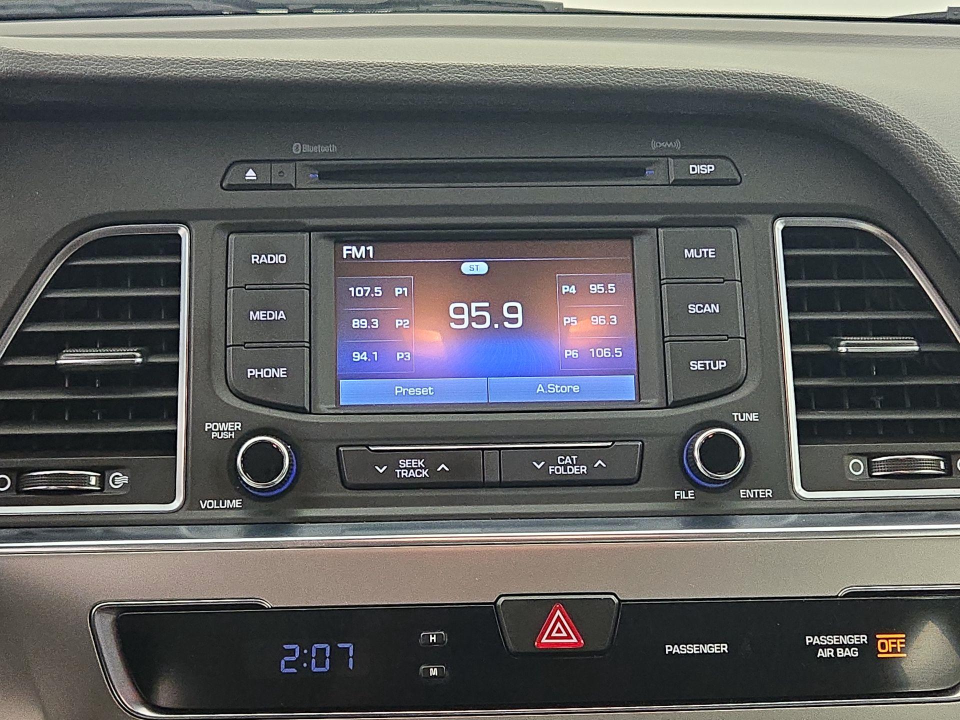 Thumbnail: 2016 Hyundai Sonata - 15