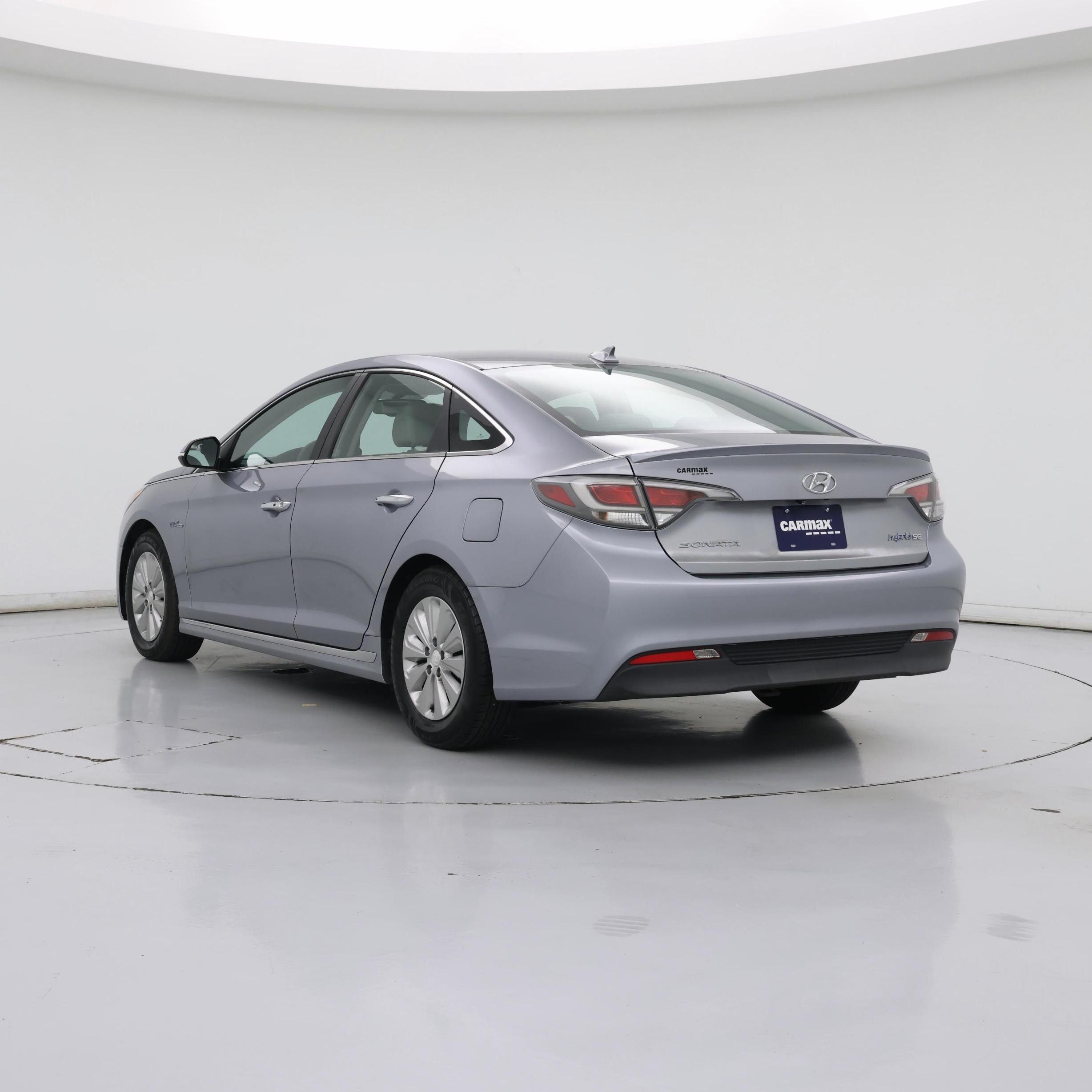 Thumbnail: 2016 Hyundai Sonata - 2