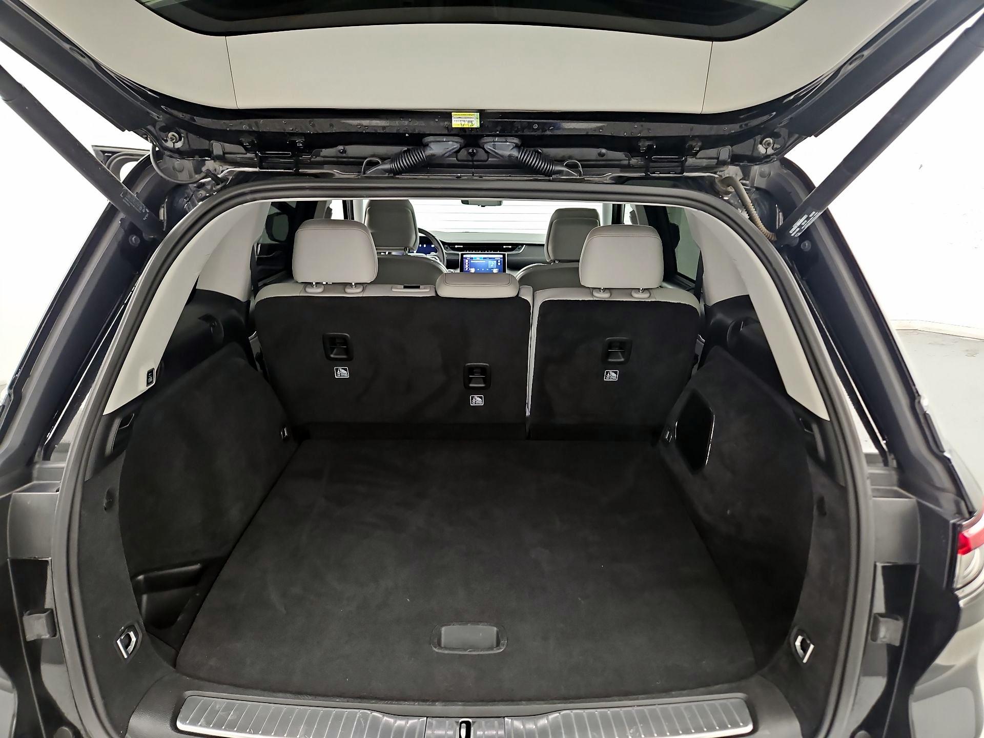 Thumbnail: 2023 Jeep Grand Cherokee - 17