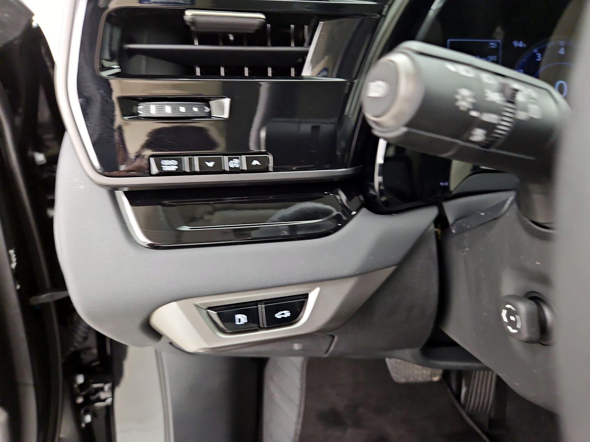 Thumbnail: 2024 Lexus RX - 13