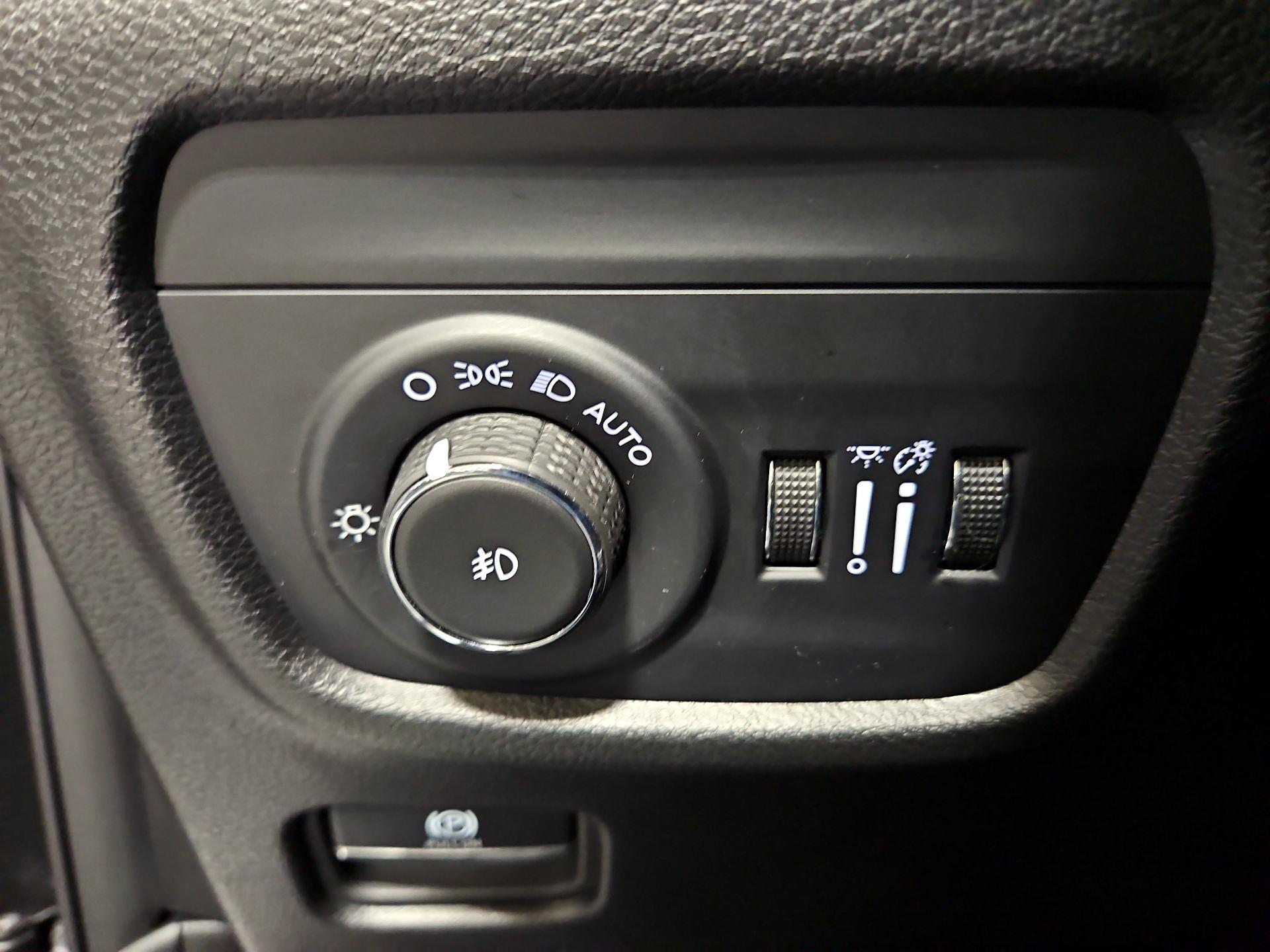 Thumbnail: 2024 Jeep Grand Cherokee - 13