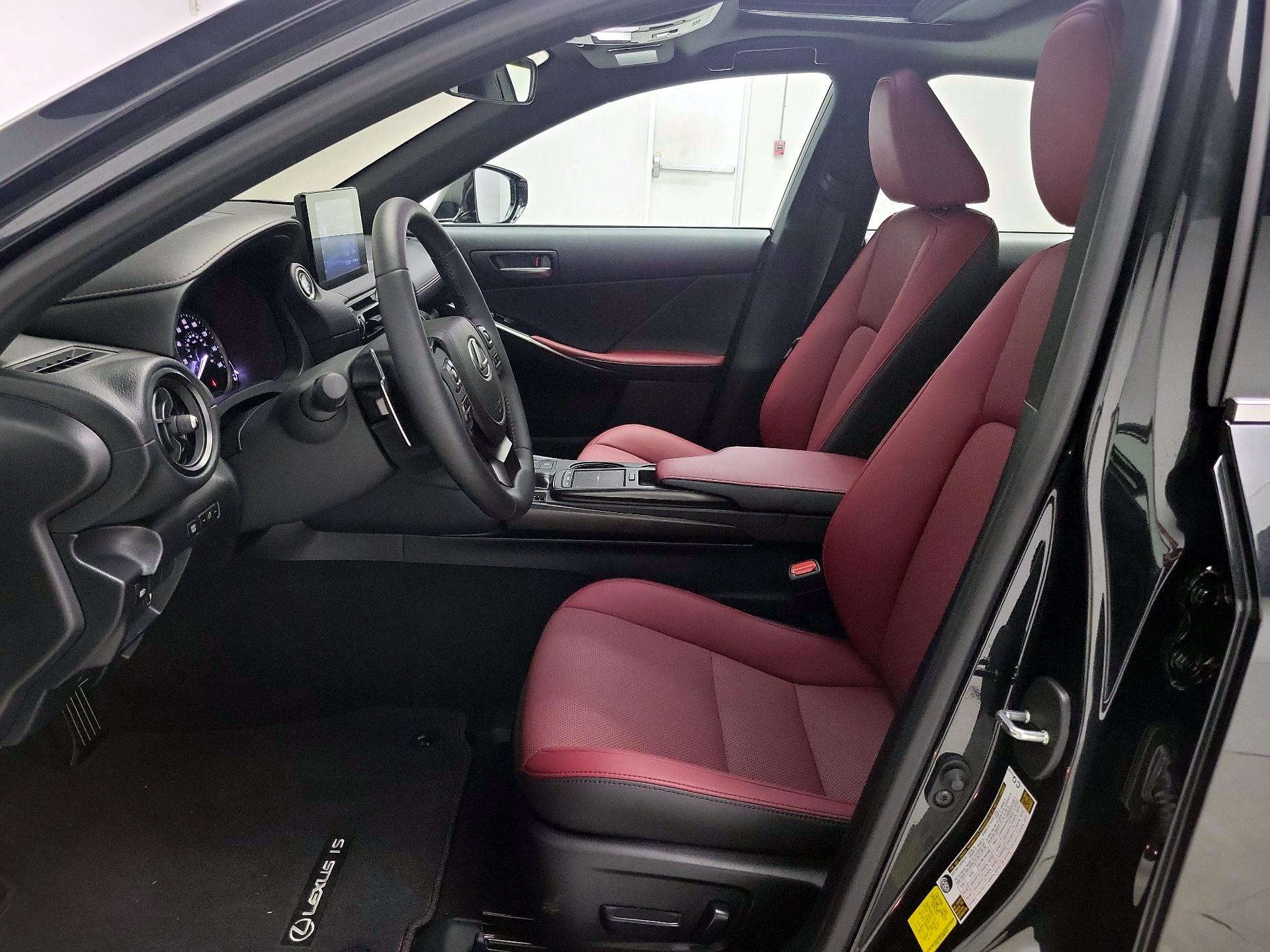 Thumbnail: 2025 Lexus IS - 11