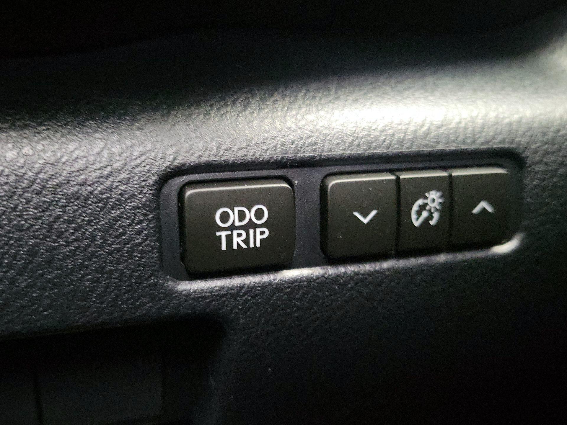 Thumbnail: 2025 Lexus IS - 13