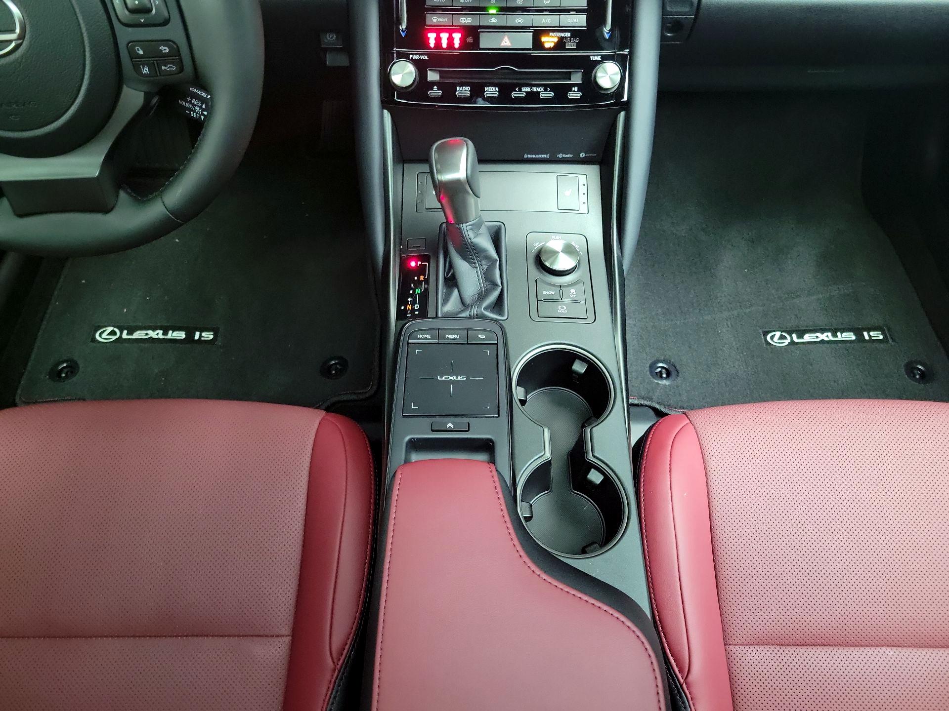 Thumbnail: 2025 Lexus IS - 17