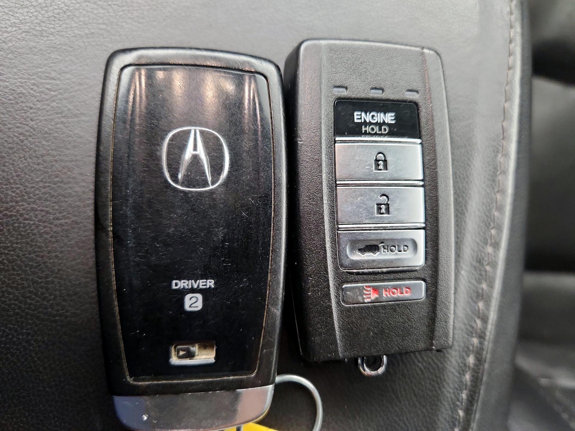 Thumbnail: 2016 Acura MDX - 16