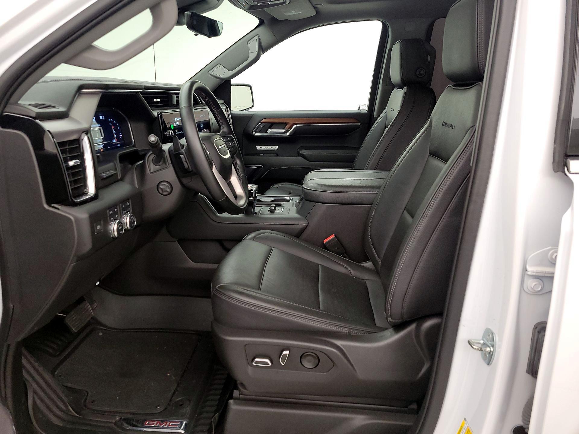 Thumbnail: 2023 GMC Sierra 1500 - 11