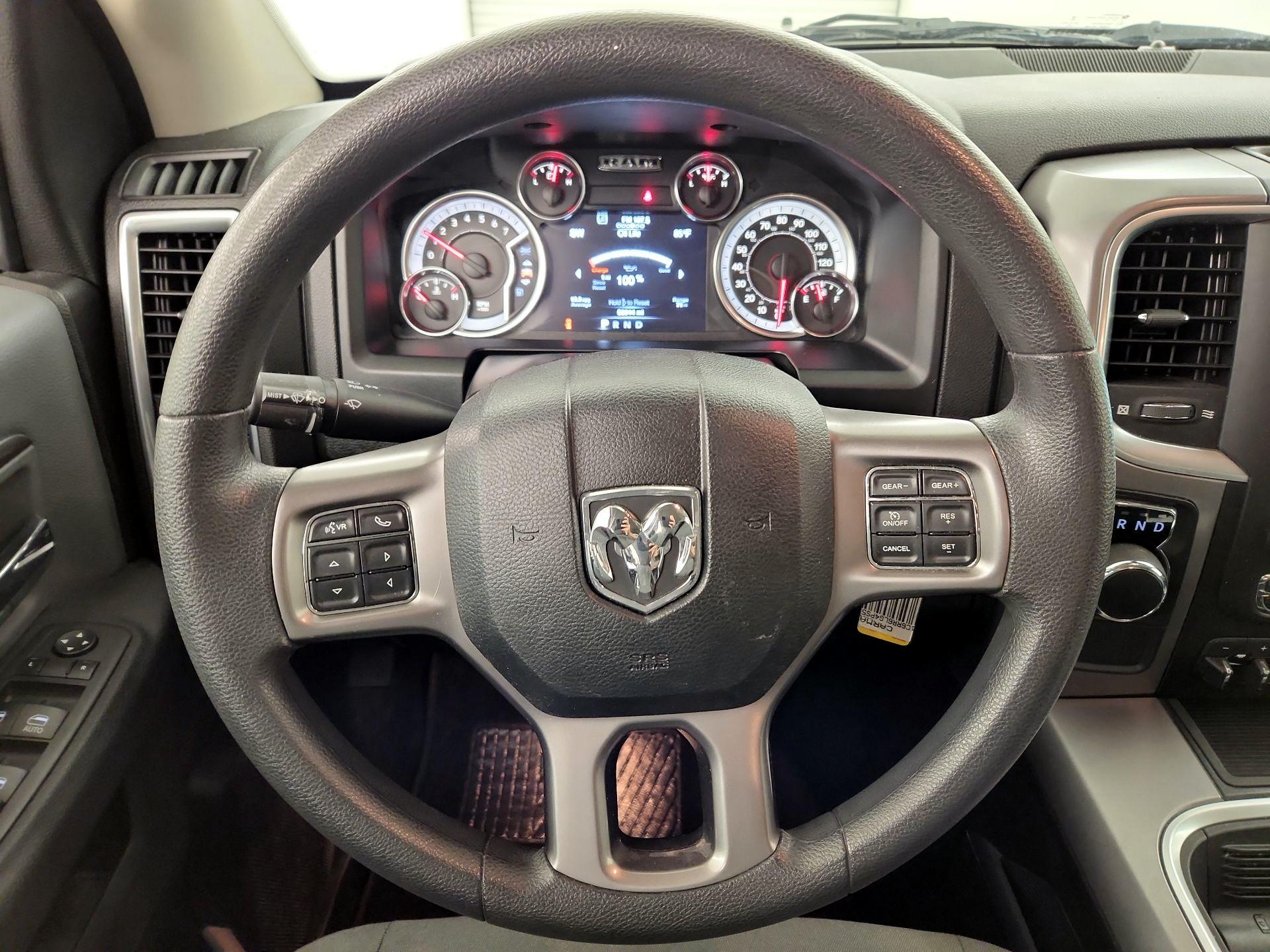 Thumbnail: 2023 RAM 1500 Classic - 10