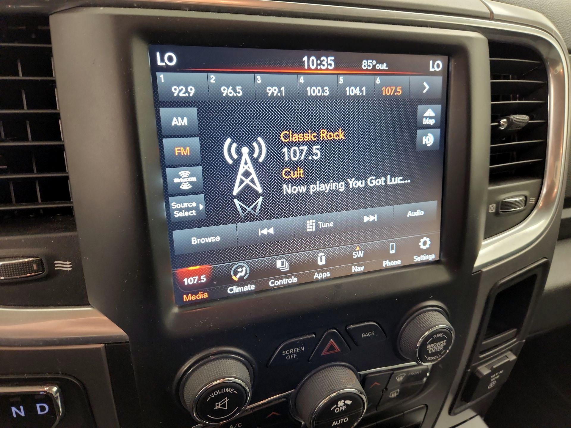Thumbnail: 2023 RAM 1500 Classic - 16