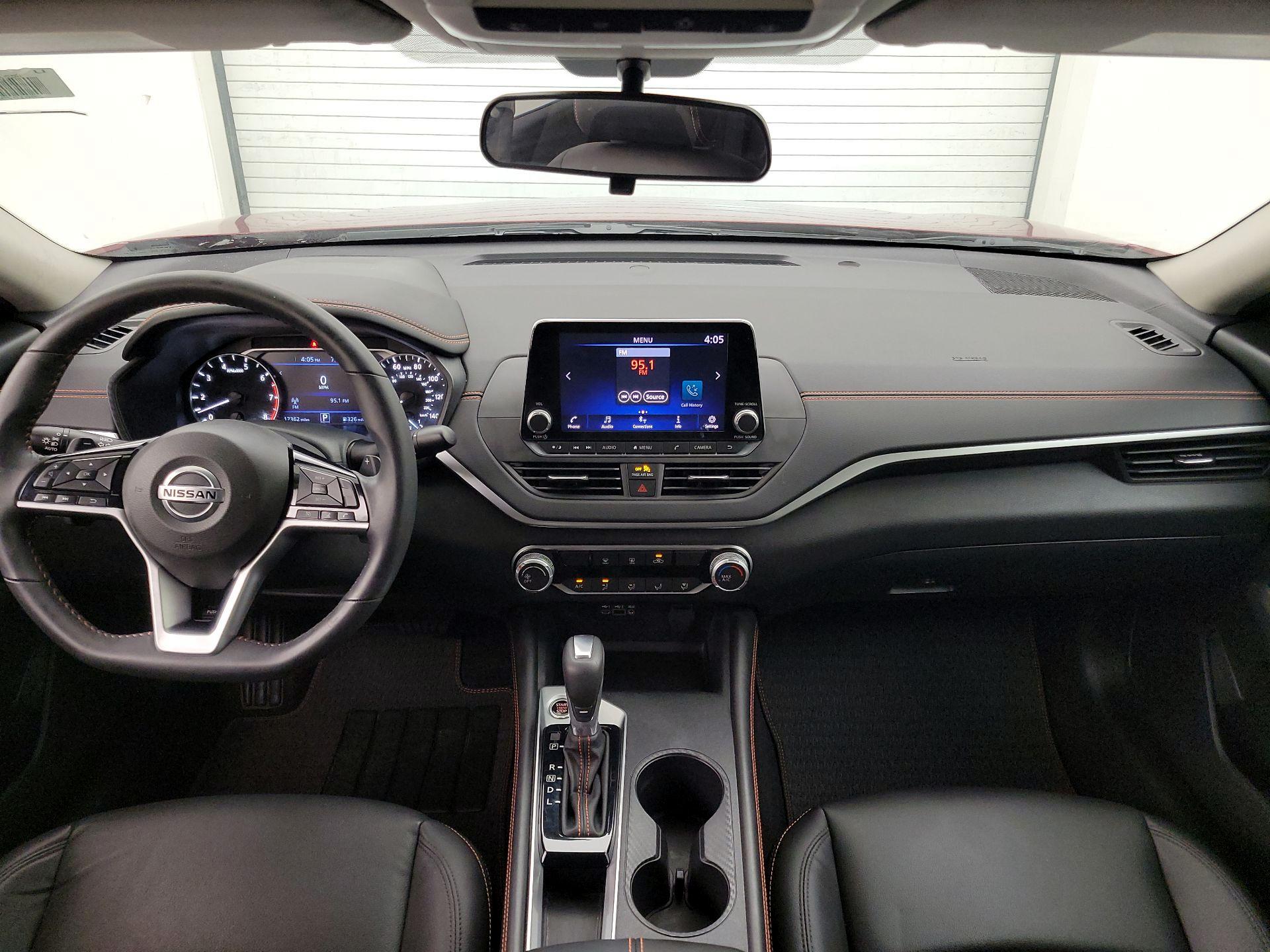 Thumbnail: 2021 Nissan Altima - 9
