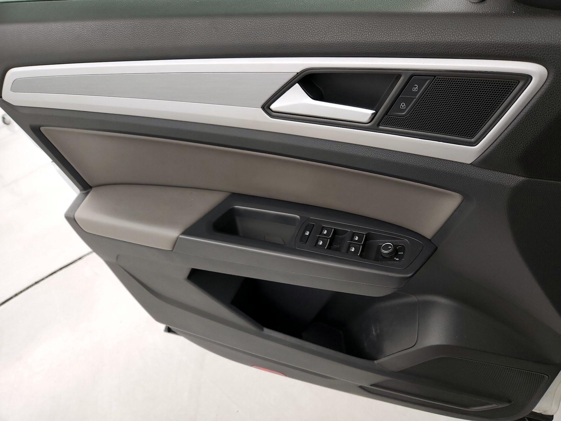 Thumbnail: 2021 Volkswagen Atlas - 12