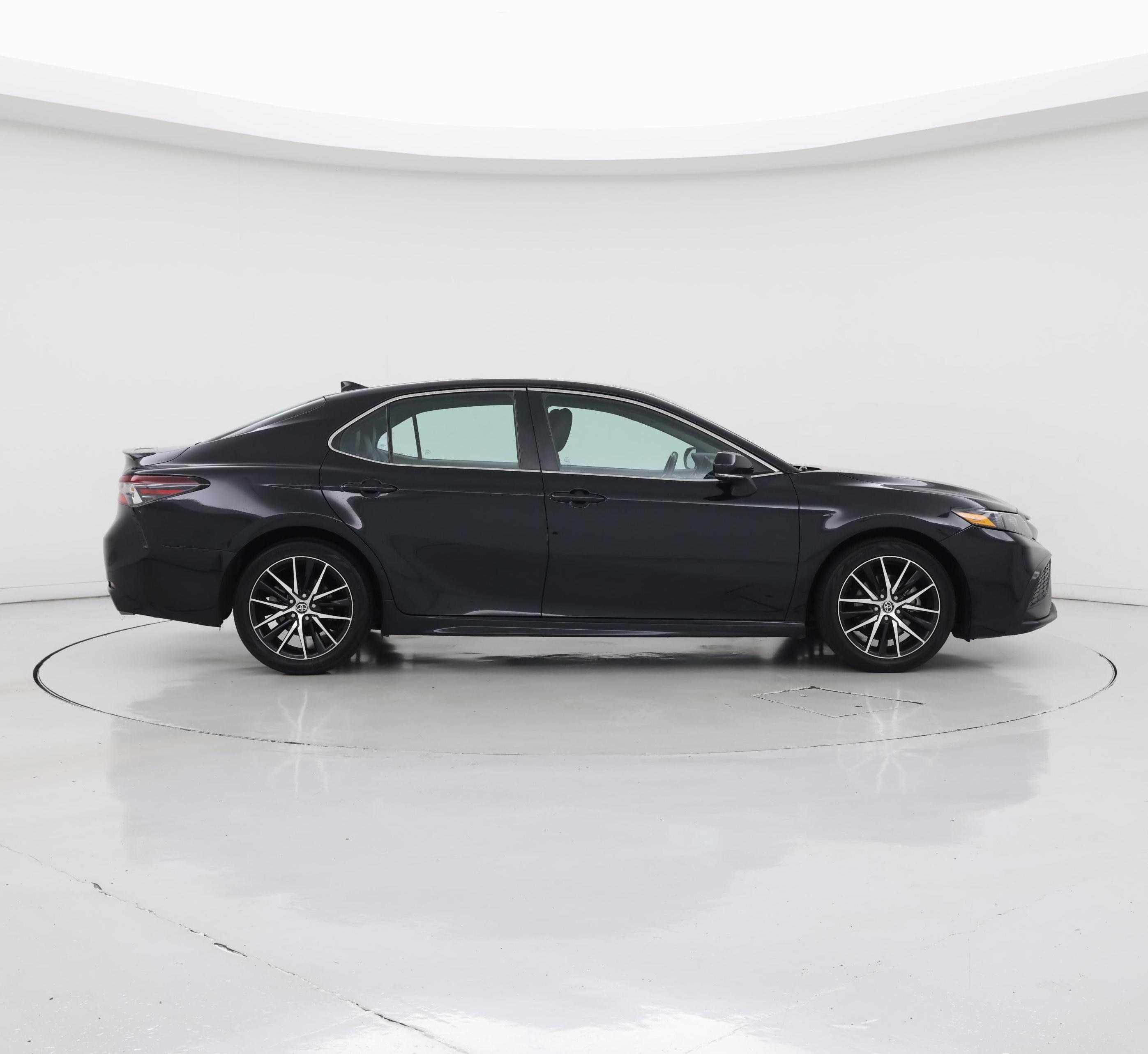 Thumbnail: 2023 Toyota Camry - 7