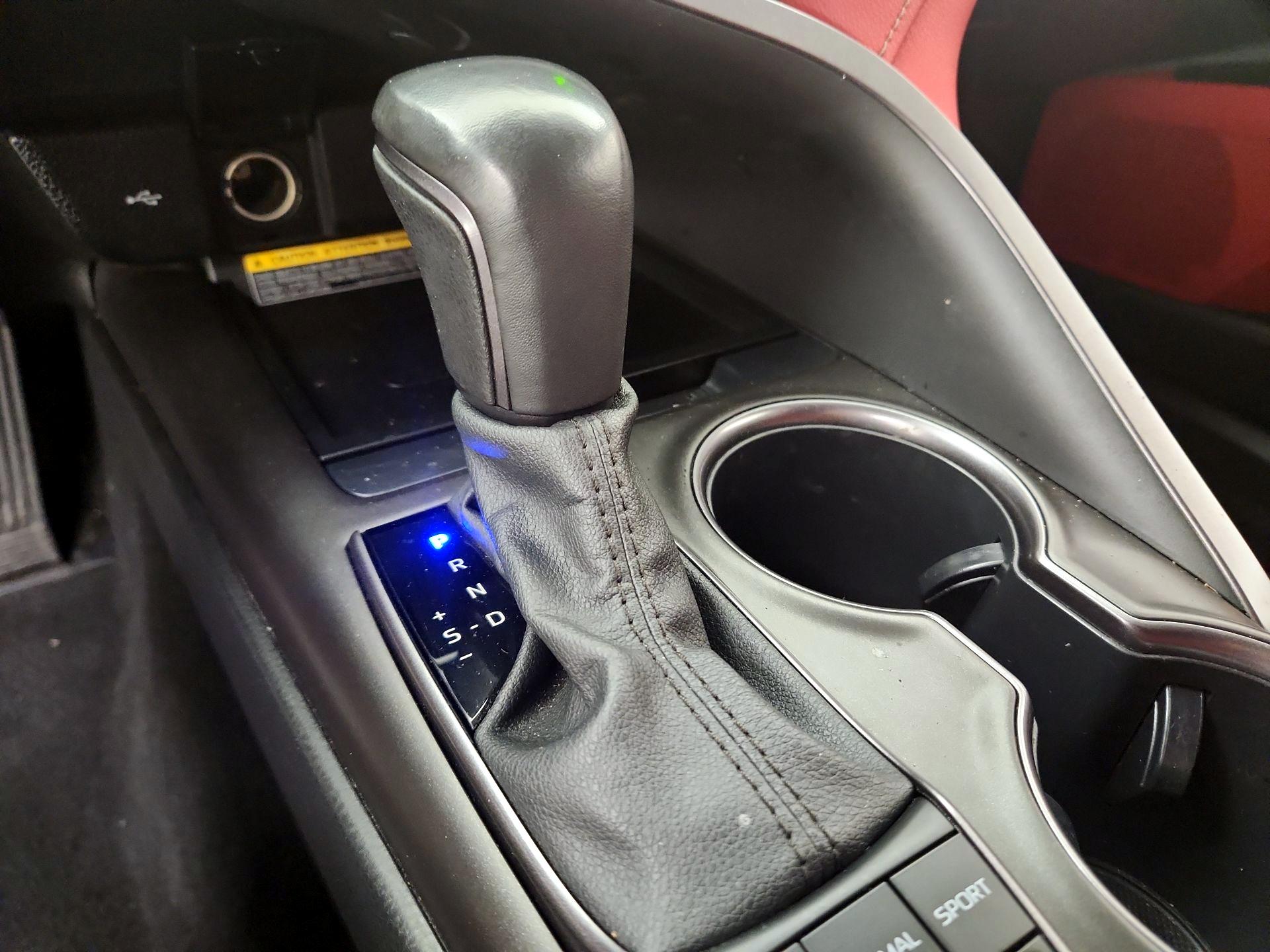 Thumbnail: 2021 Toyota Camry - 13