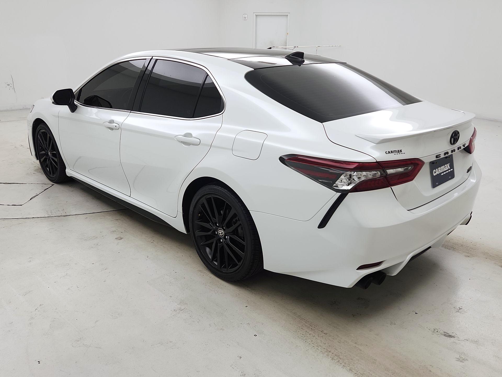 Thumbnail: 2021 Toyota Camry - 7