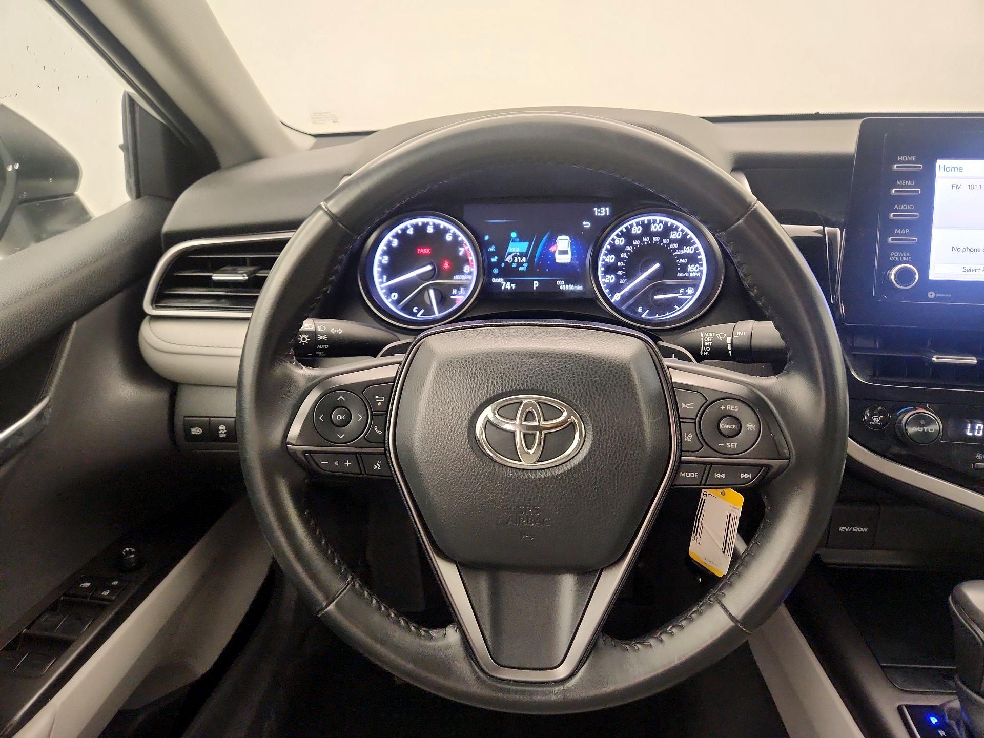 Thumbnail: 2022 Toyota Camry - 10