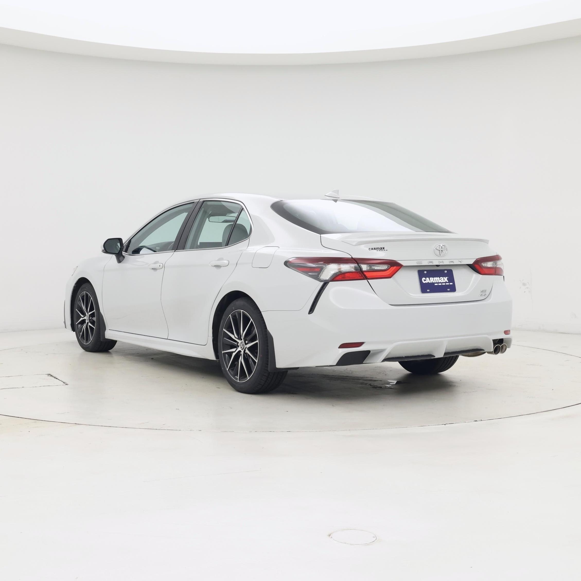 Thumbnail: 2022 Toyota Camry - 2