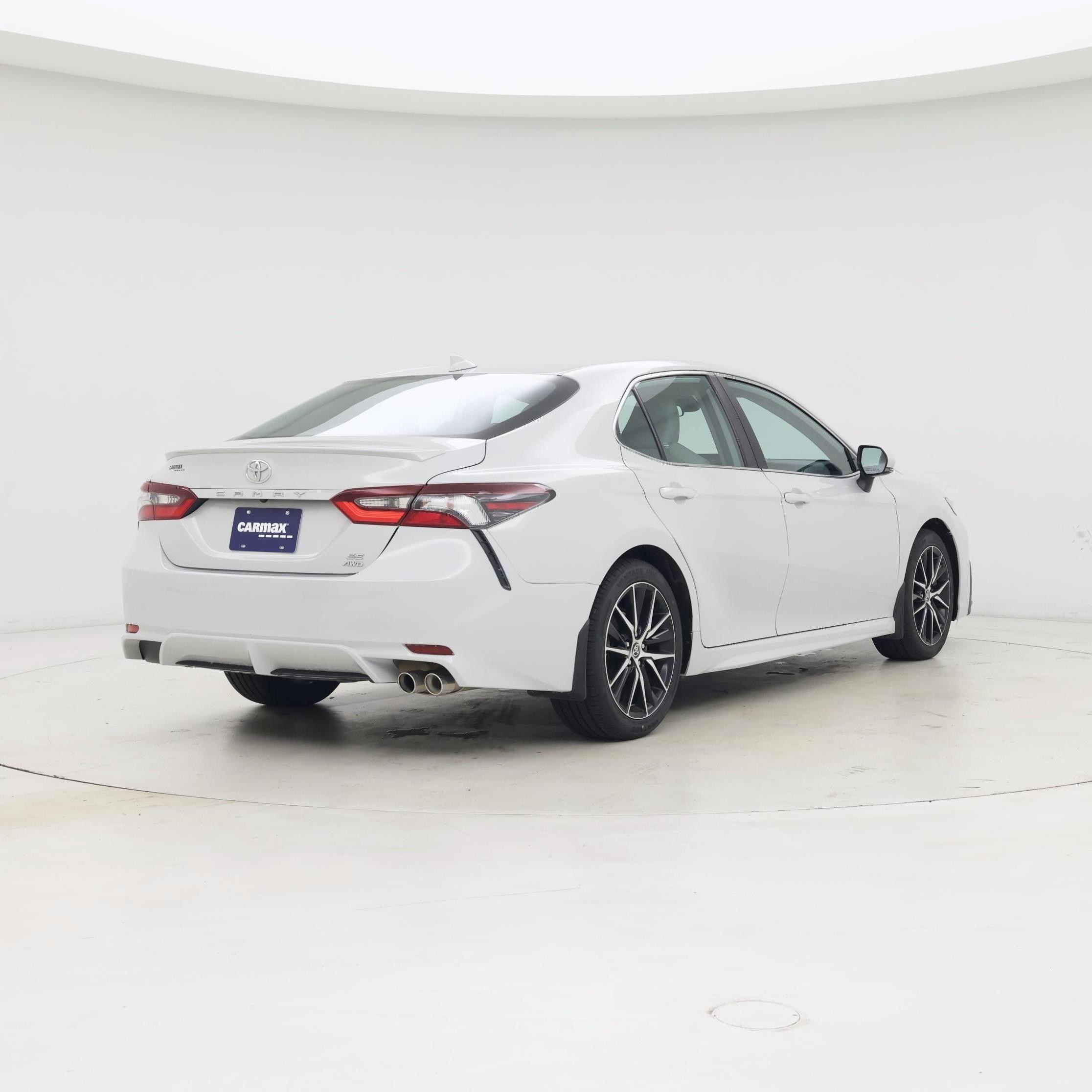 Thumbnail: 2022 Toyota Camry - 8