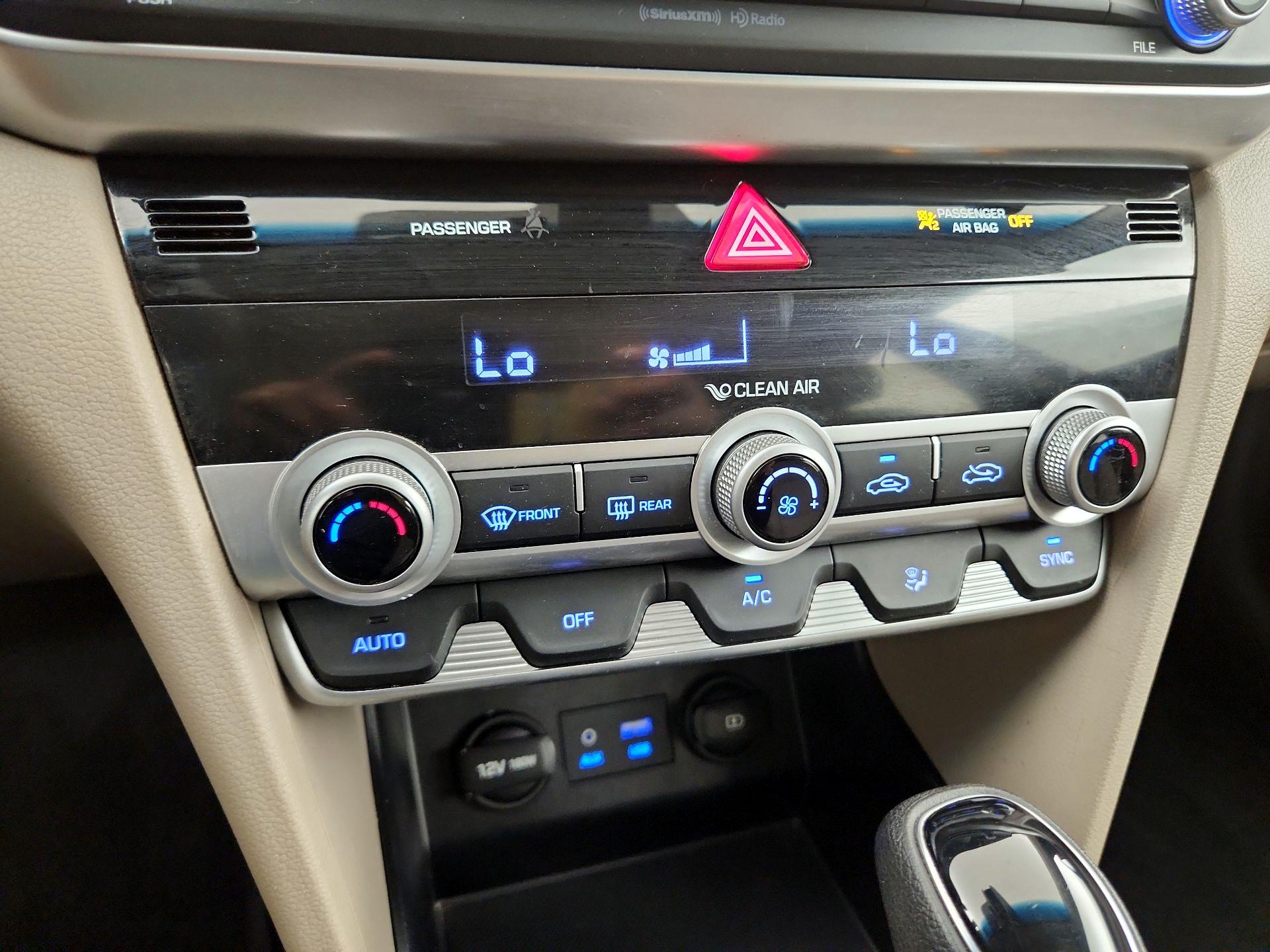 Thumbnail: 2020 Hyundai Elantra - 14