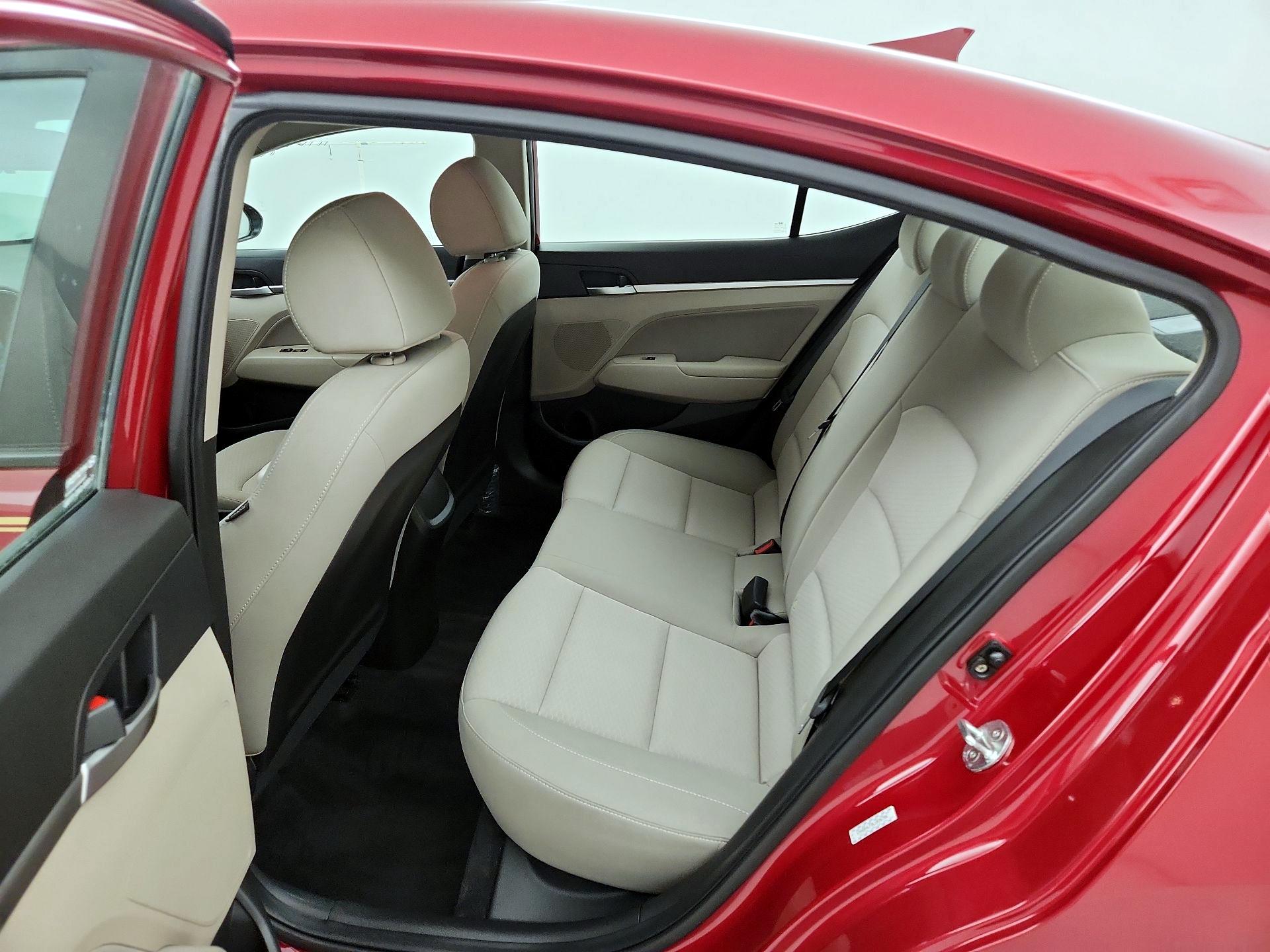 Thumbnail: 2020 Hyundai Elantra - 17